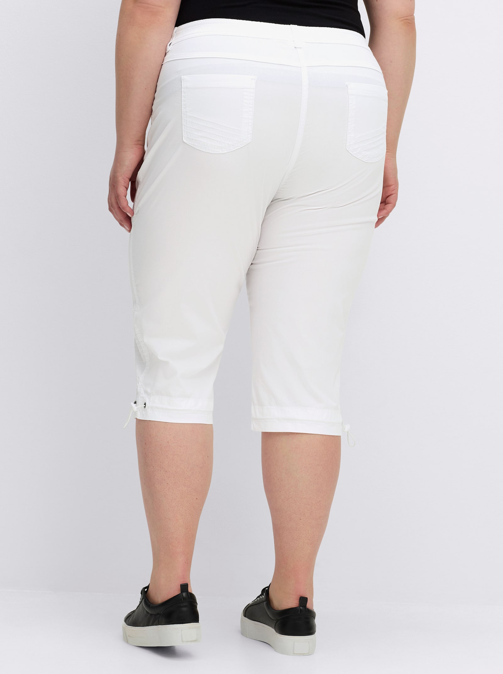 Caprihose mit Gummizug am Beinabschluss - weiß
