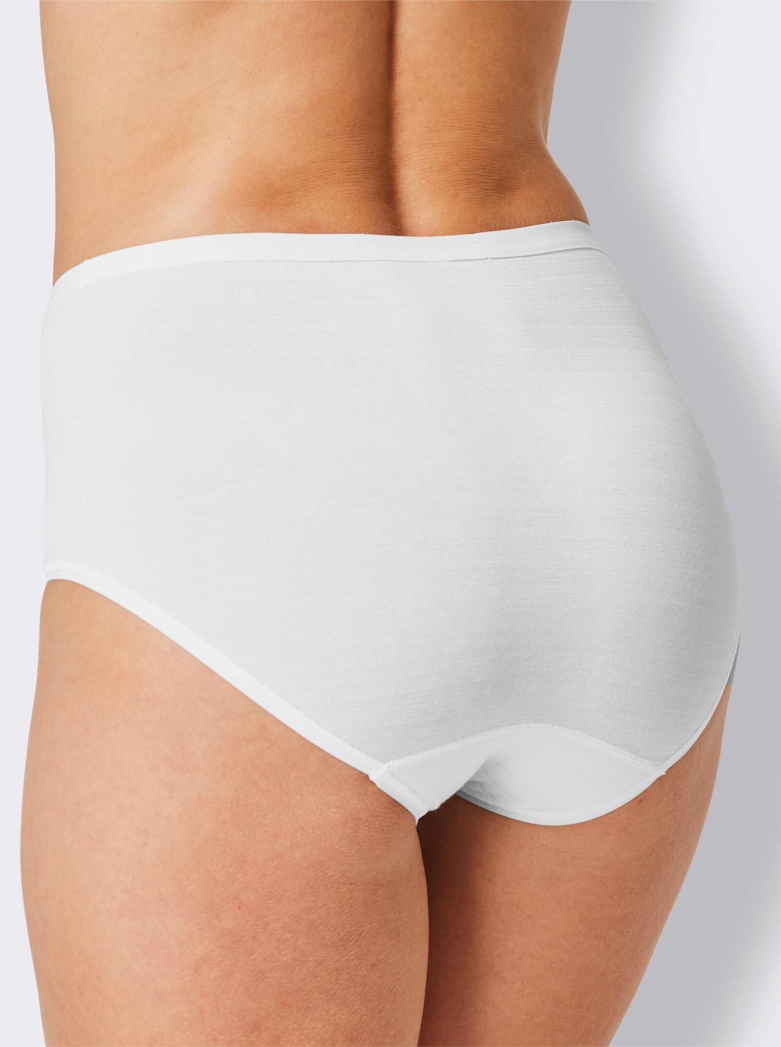 Hüftslip in dezenter Ringel-Optik - weiß