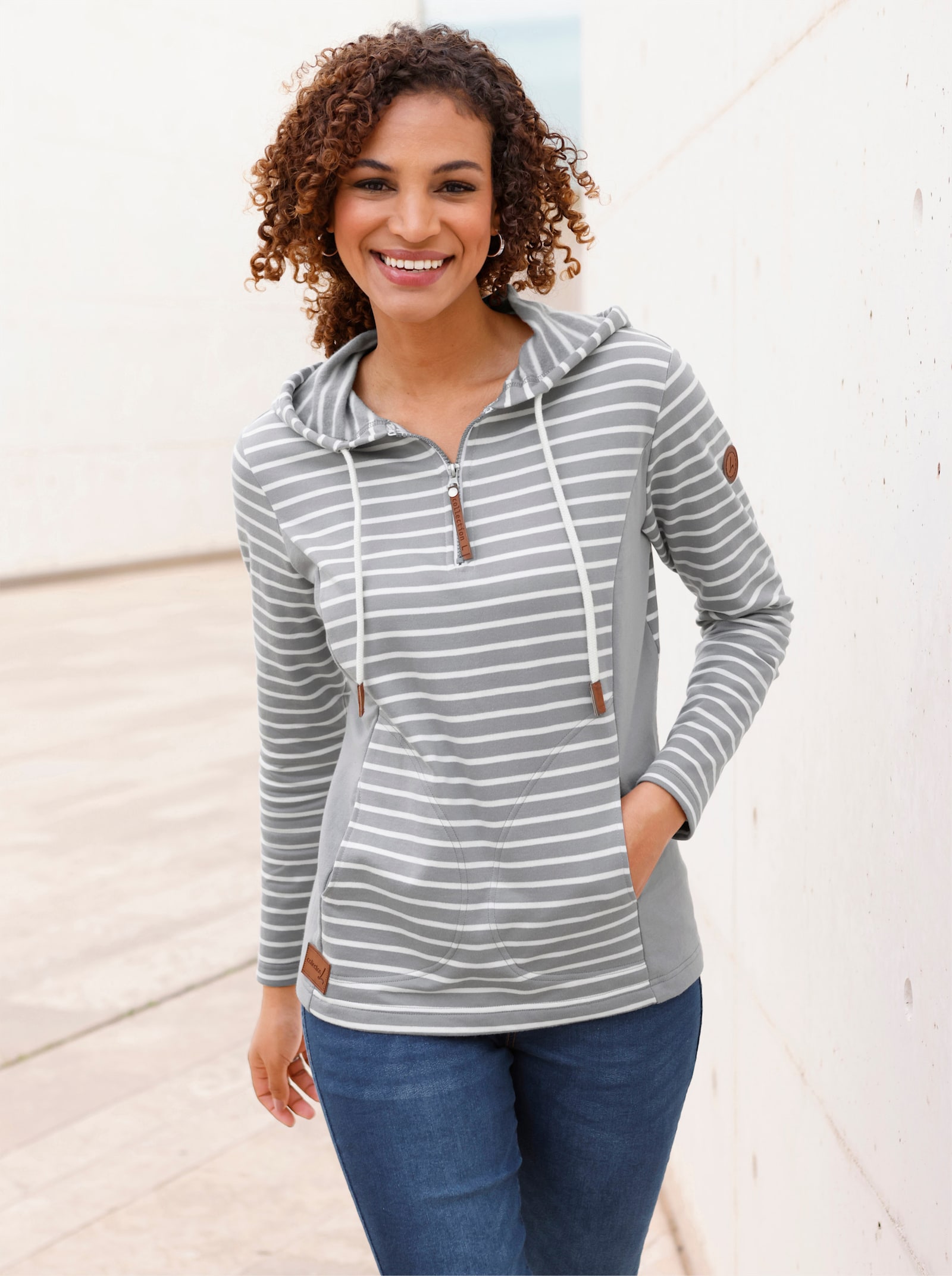 Kapuzensweatshirt mit 2 Nahttaschen - steingrau-ecru-geringelt