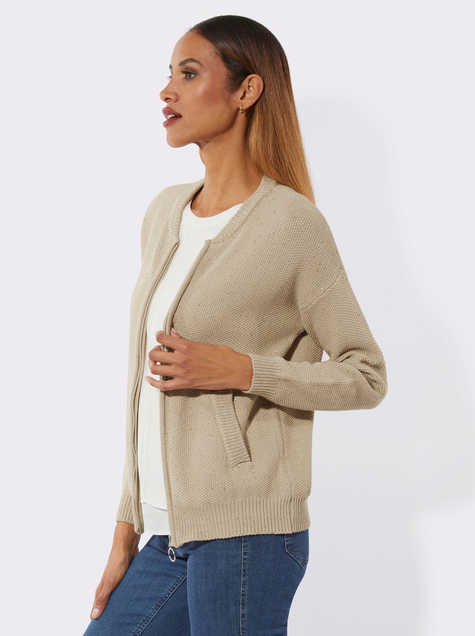 Strickjacke mit Glanzgarn und Pailletten - sand