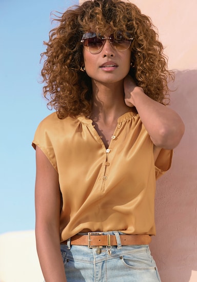 LASCANA Satinbluse - goldfarben