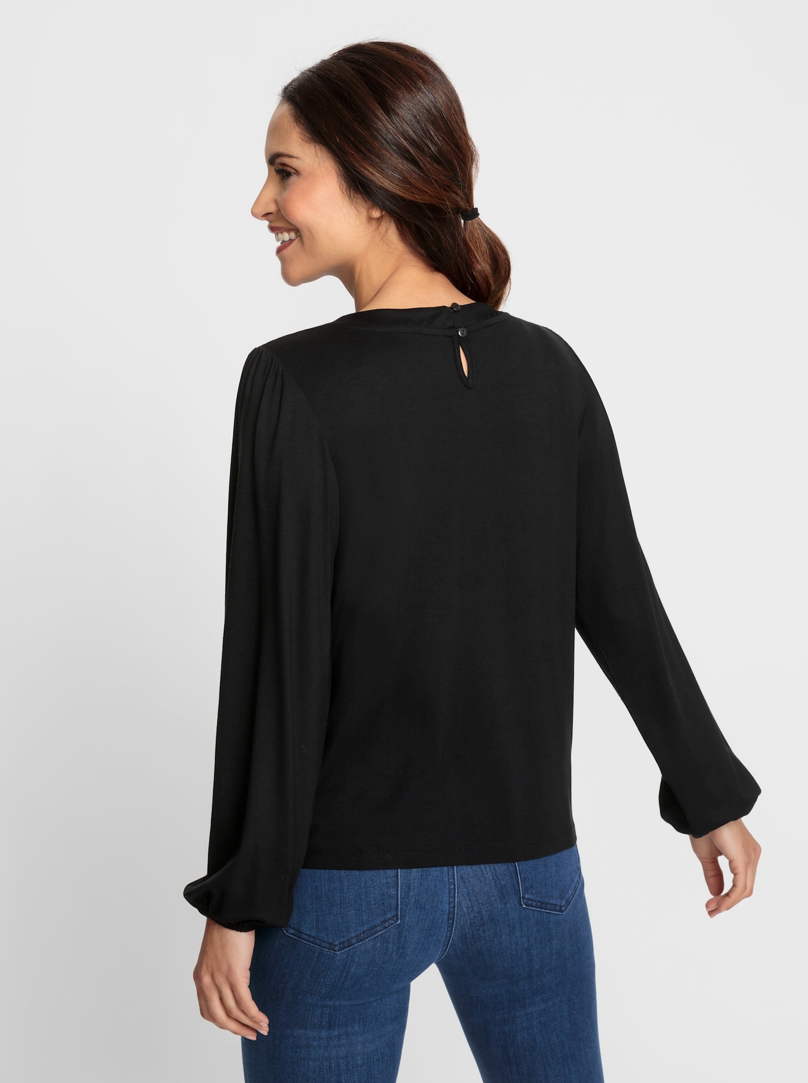 Rundhalsshirt mit Spitze im Vorderteil - schwarz