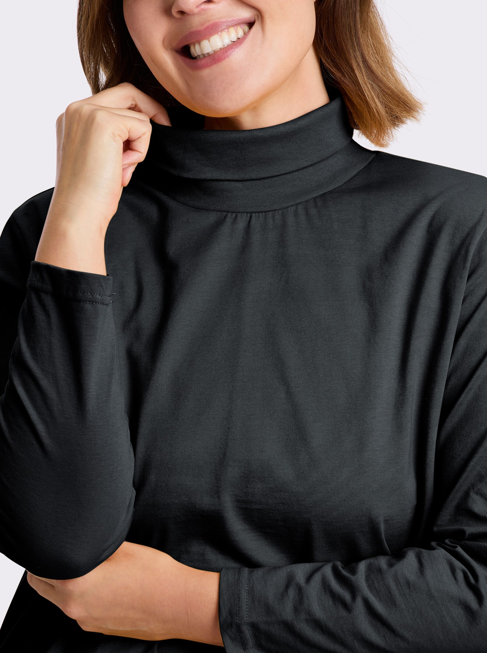 Rollkragenshirt mit langen Ärmeln - schwarz