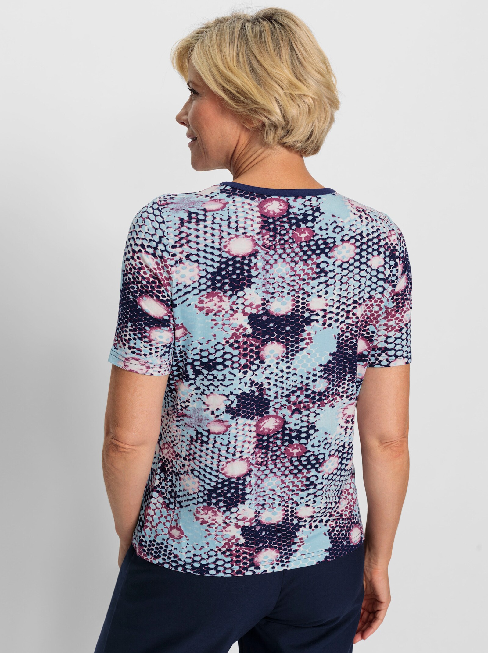 Rundhalsshirt mit silberfarbener Zierschnalle - aquamarin-marine-bedruckt