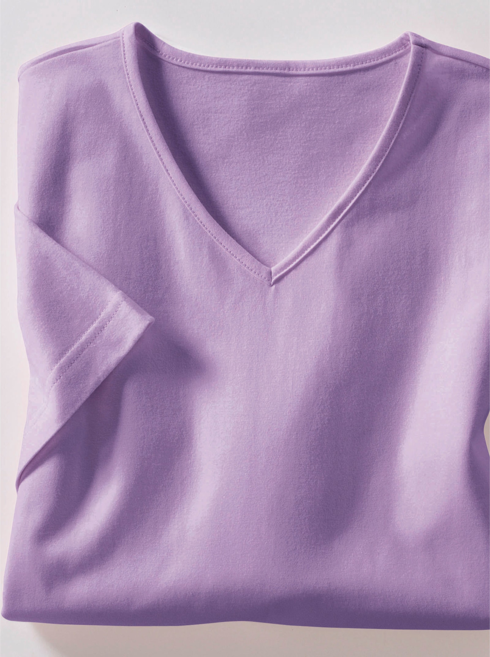 Kortärmad topp med V-ringning - syren