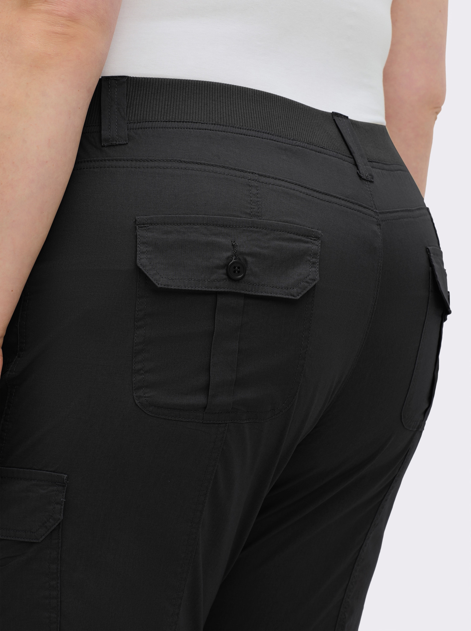 Caprihose mit weitenverstellbarem Saum - schwarz