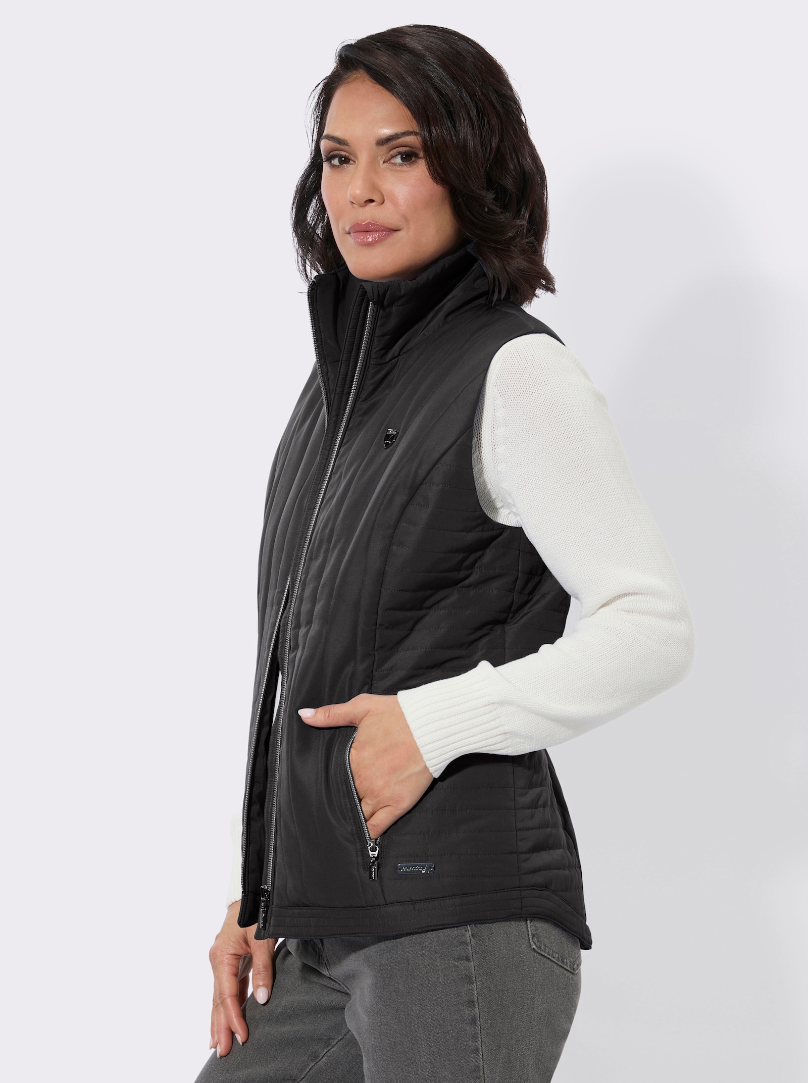 Steppweste mit Zippertaschen - schwarz