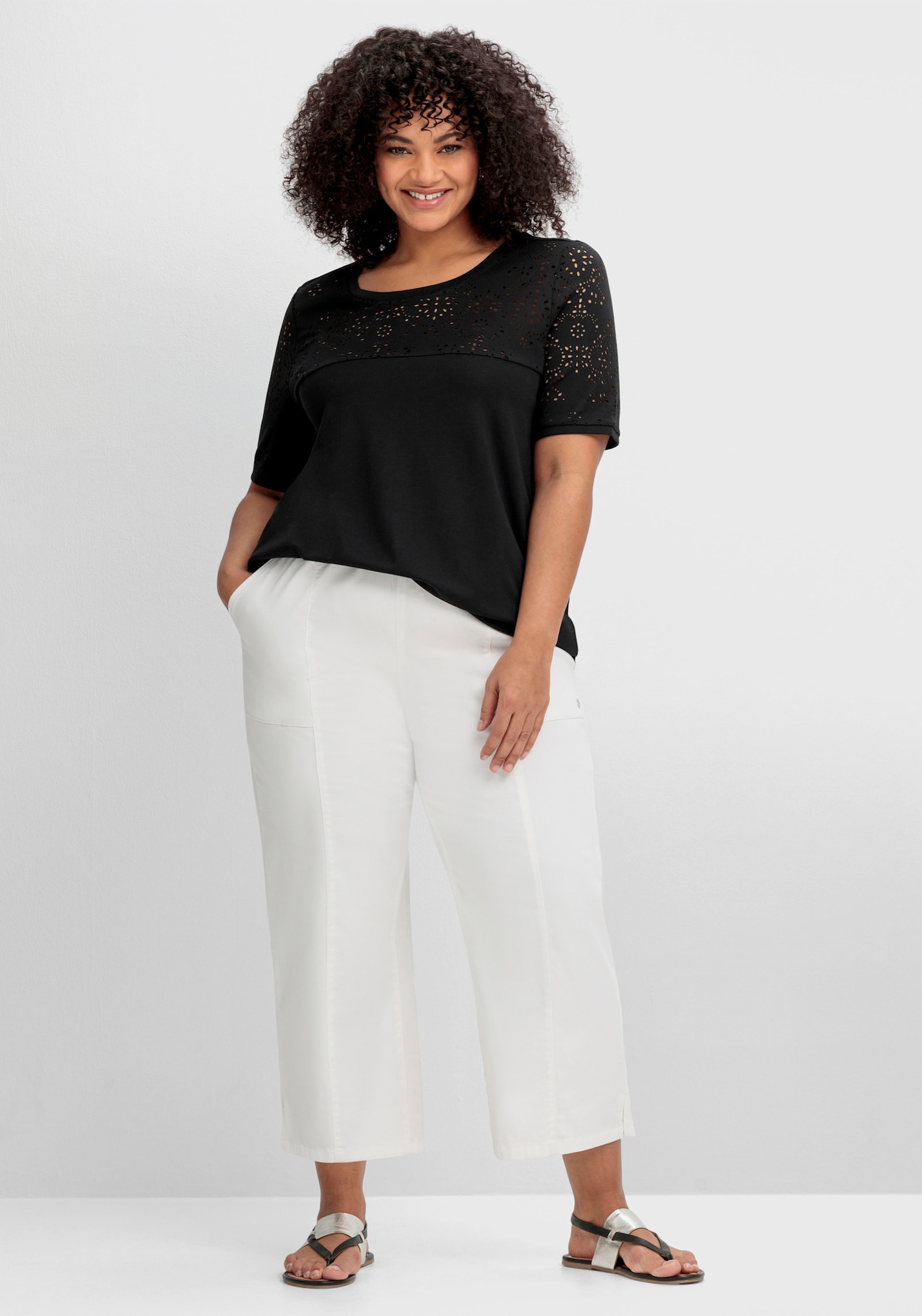 sheego 7/8-Hose in weiter Form - weiss