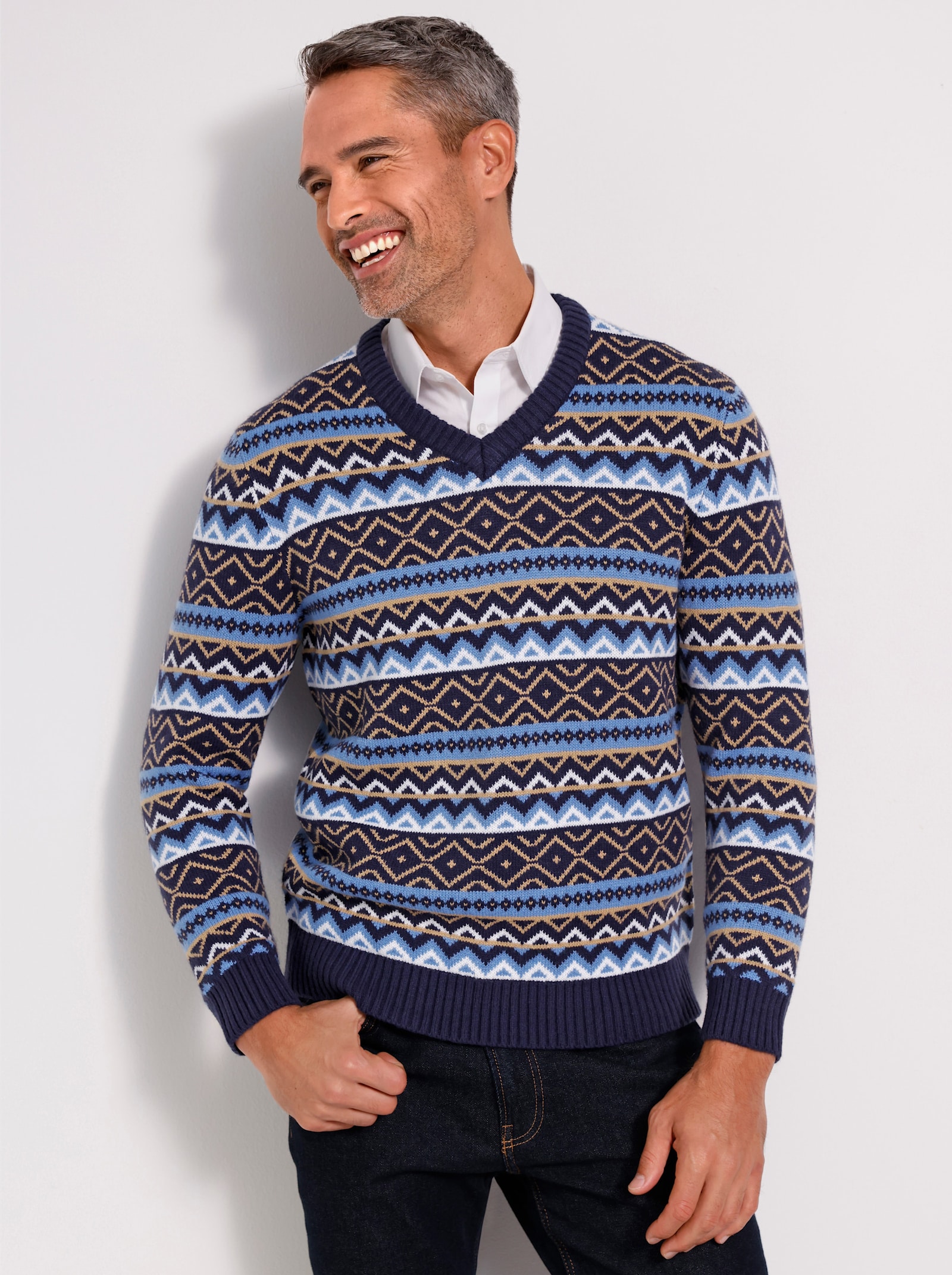 Pullover met V-hals en grafisch breipatroon - marine gedessineerd