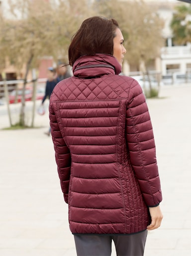 Steppjacke mit dezentem Glanz - bordeaux