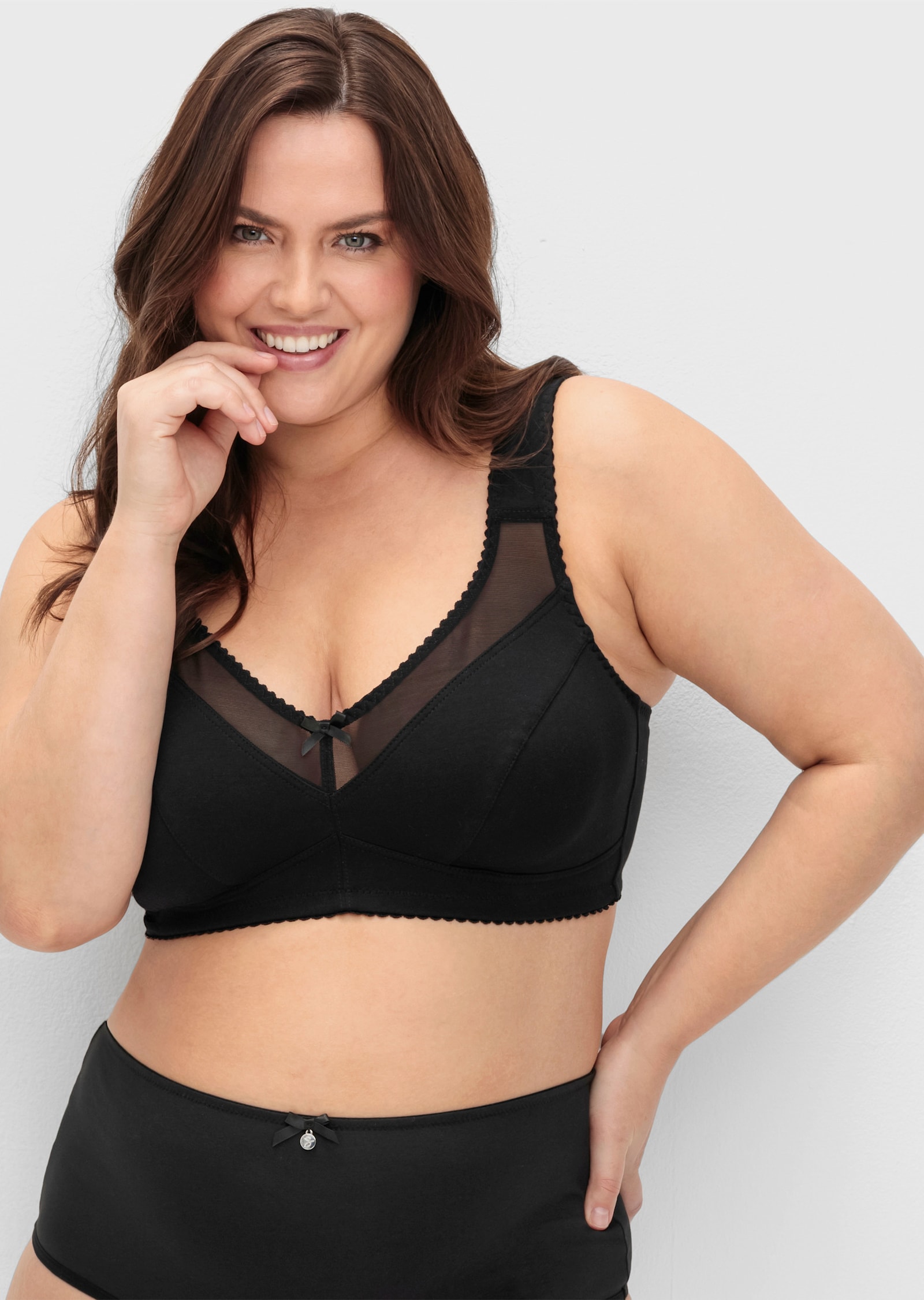 sheego Entlastungs-BH mit Muschelkanten - schwarz