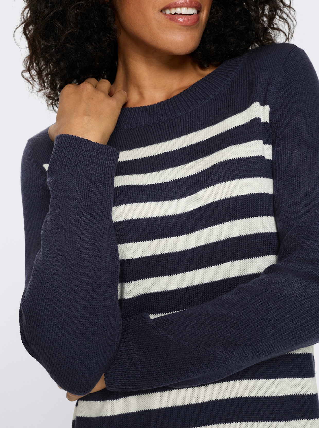 Strickkleid mit Kontraststreifen - marine-ecru-geringelt