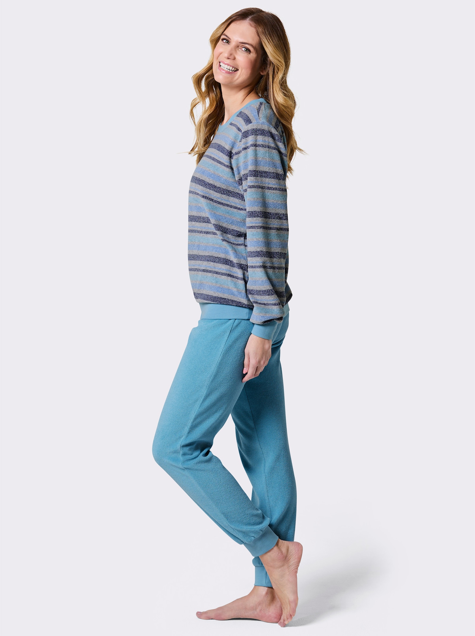 Schlafanzug im Ringel-Dessin - aqua-grau-gestreift