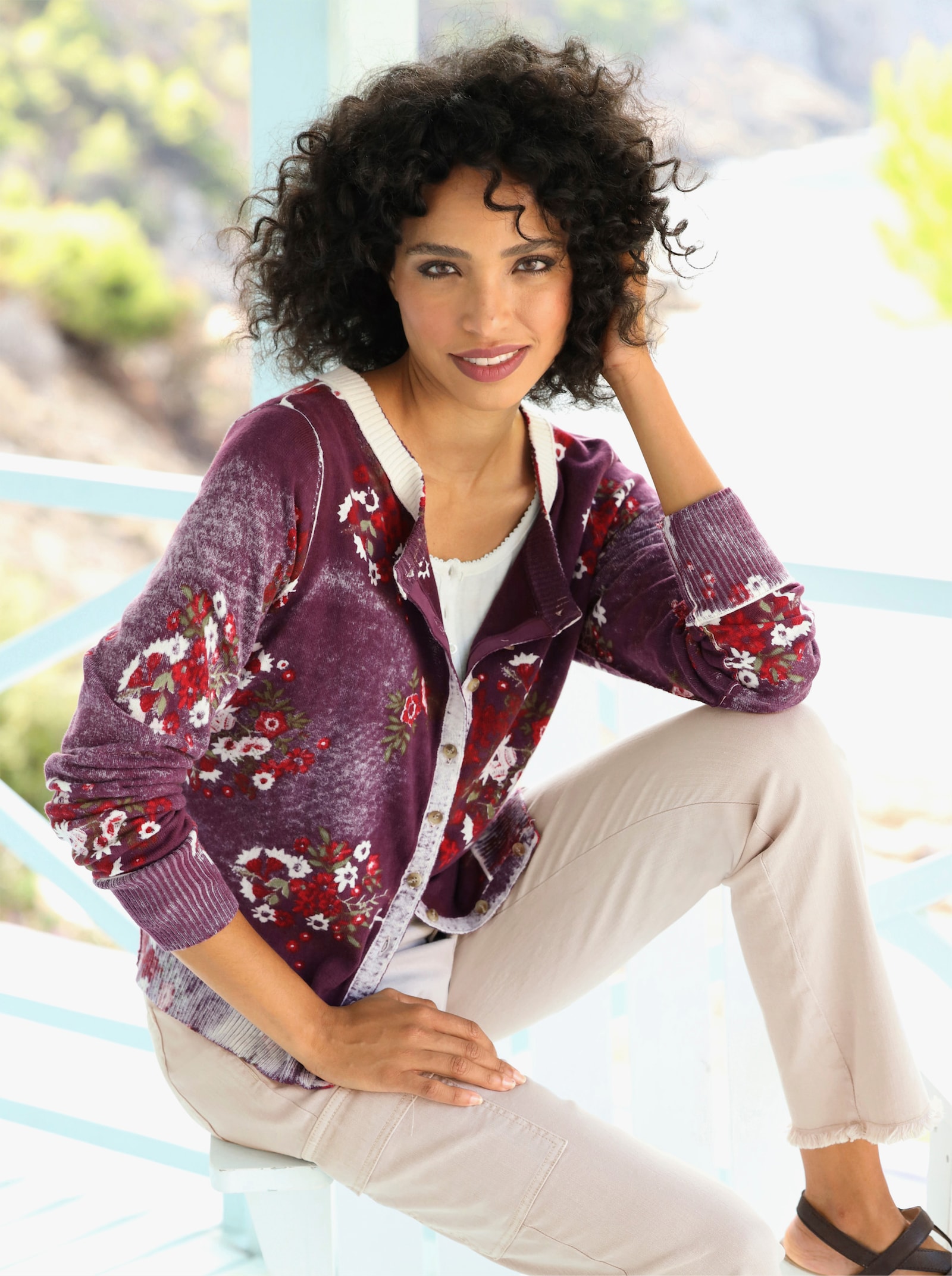 heine Strickjacke mit Blüten-Print - burgund-champagner-bedruckt