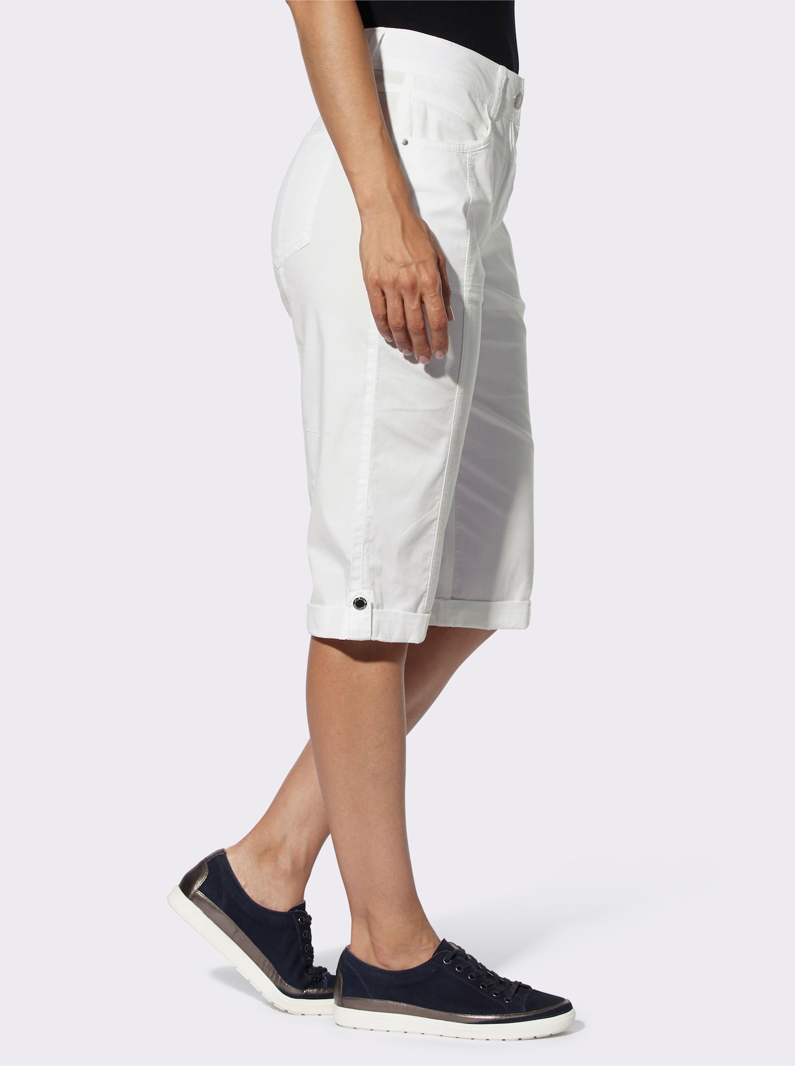 Bermudas mit Druckknopf am Bein - weiß
