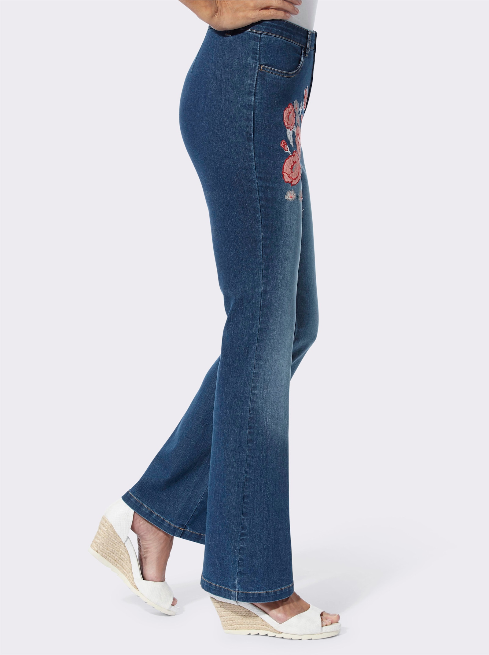 Jeans met bloemenborduursel - blue-stonewashed