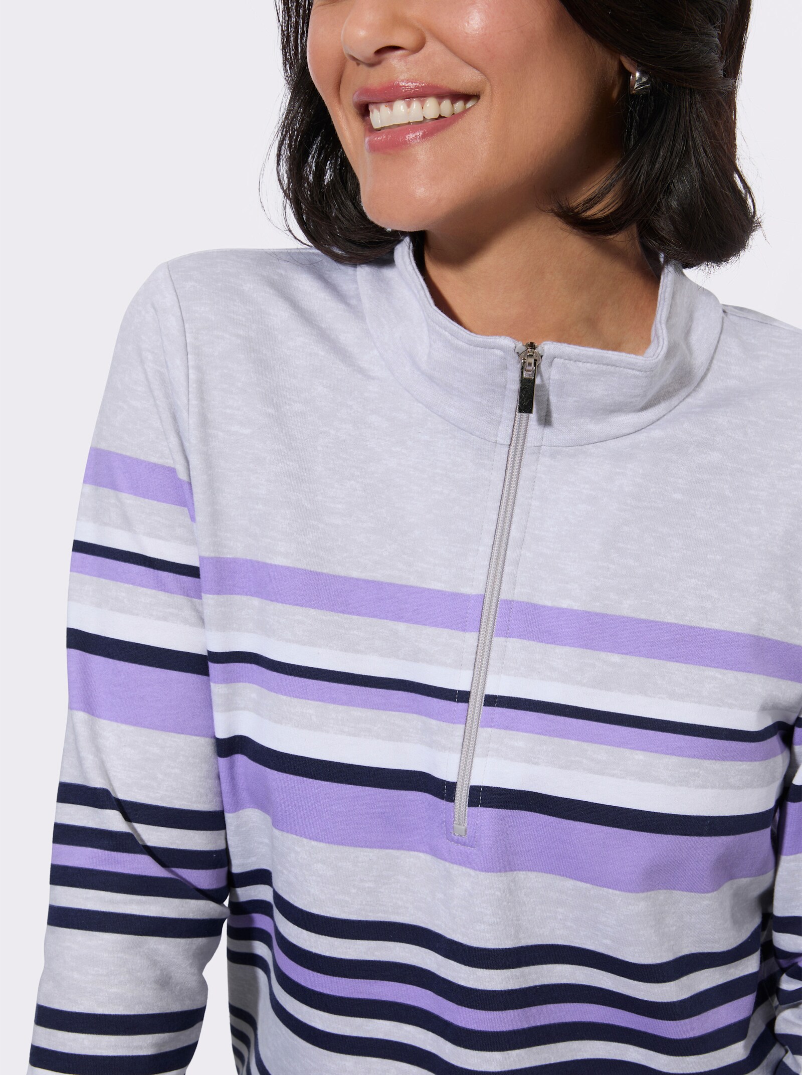 Poloshirt mit platziertem Ringelmuster - hellgrau-lavendel-geringelt