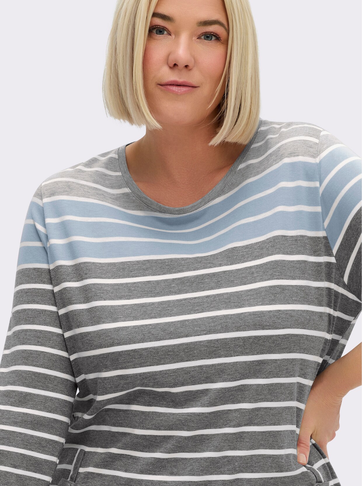 3/4-Arm-Shirt mit 2 imitierten Taschen - grau-blau-gestreift