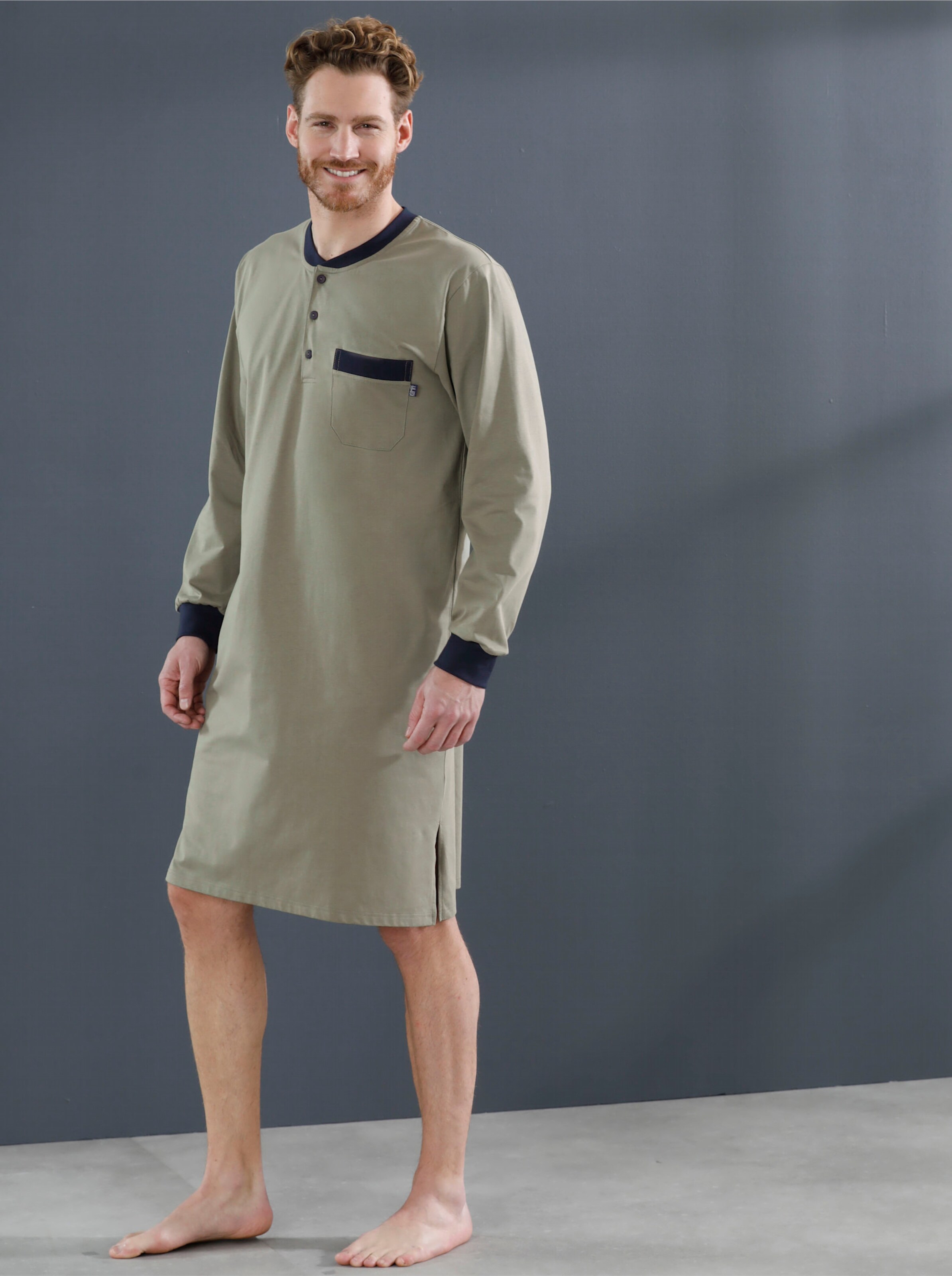 Langsam Herren-Nachthemd Aus Polyester – Lässig, Langärmelig Mit Knopfleiste