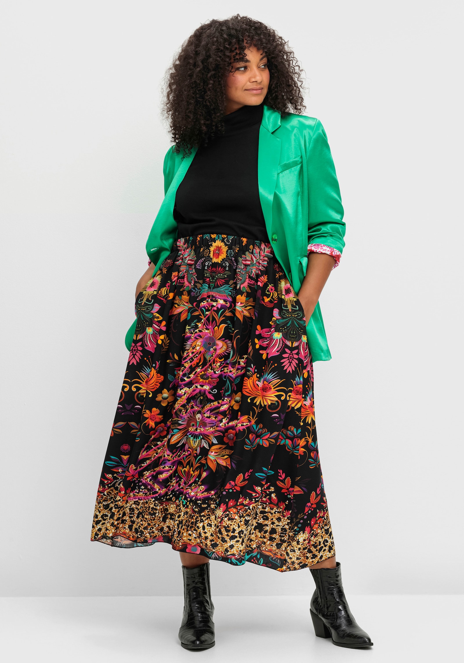 sheego loves miss goodlife Maxirock mit floralem Print, aus Viskose-Satin - schwarz-bunt