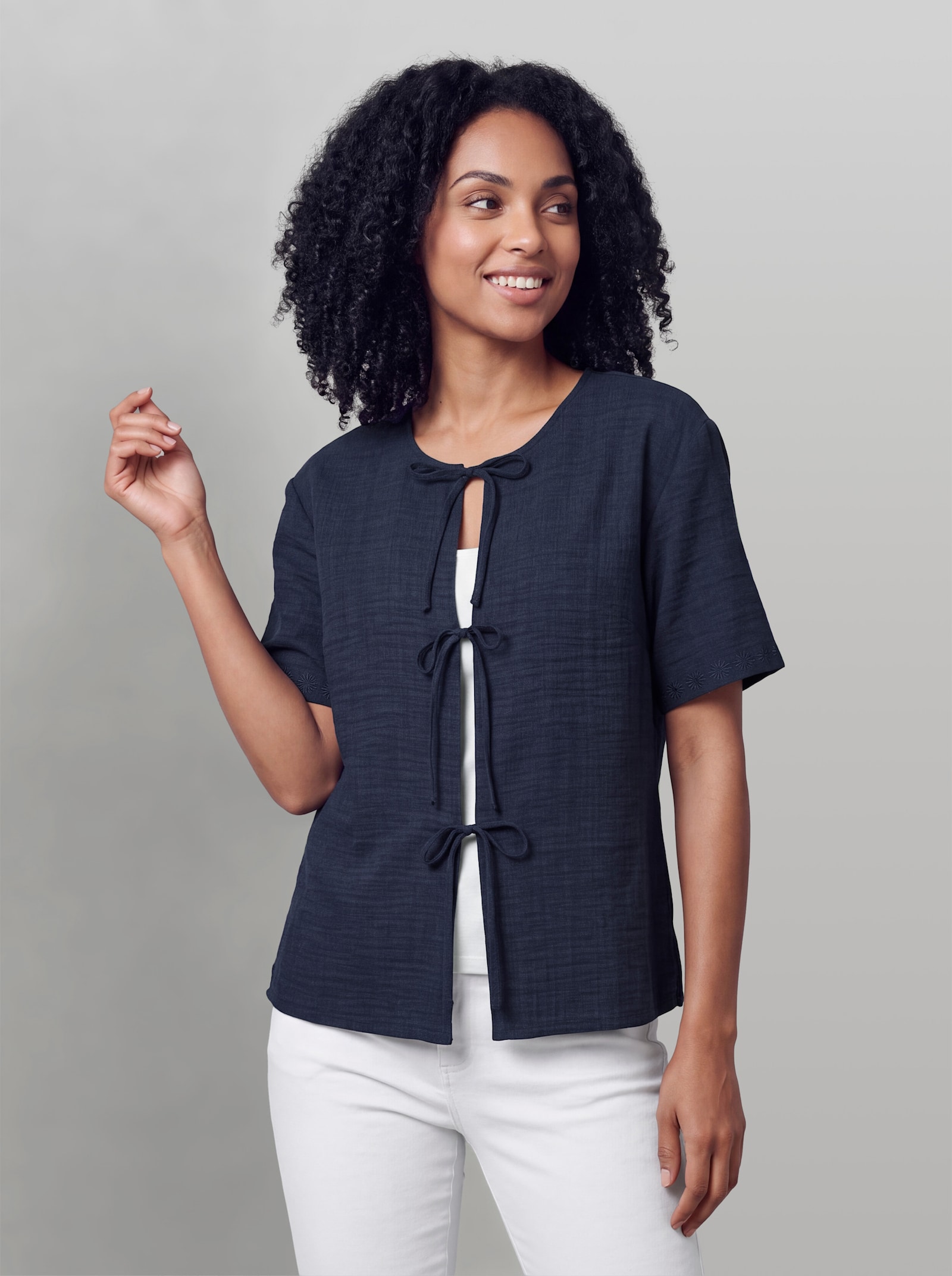 heine Kurzarm-Bluse mit Stickerei - marine