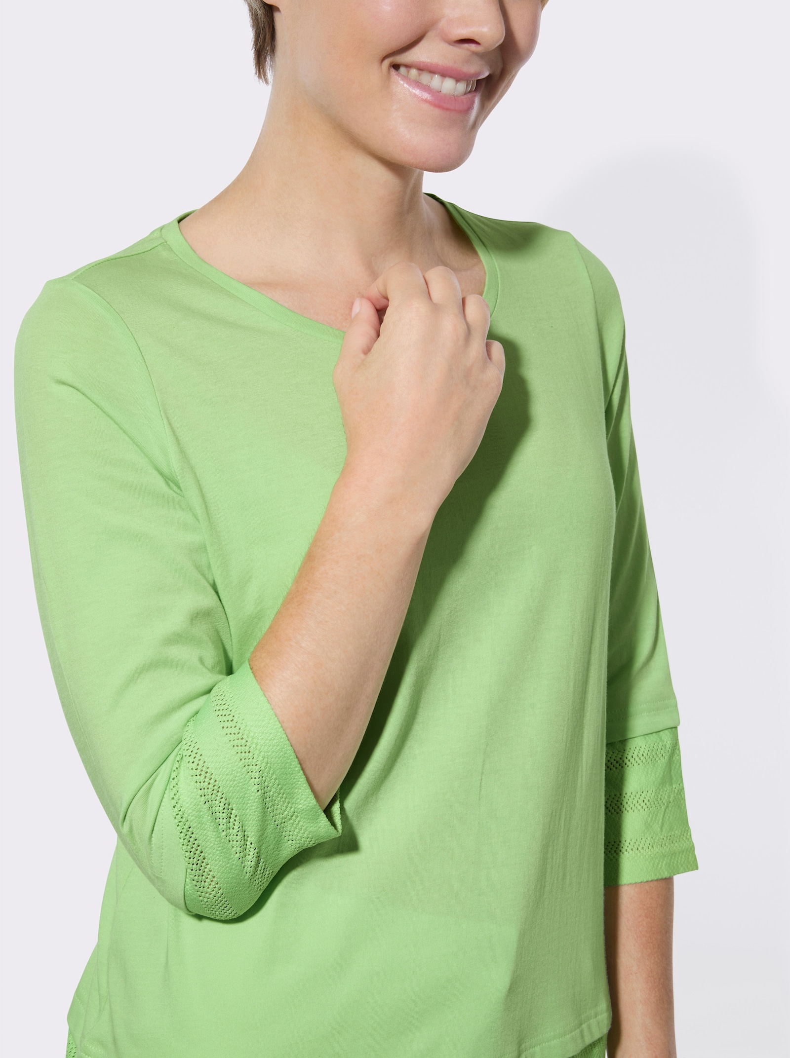 Rundhalsshirt mit Netzeinsätzen - reseda