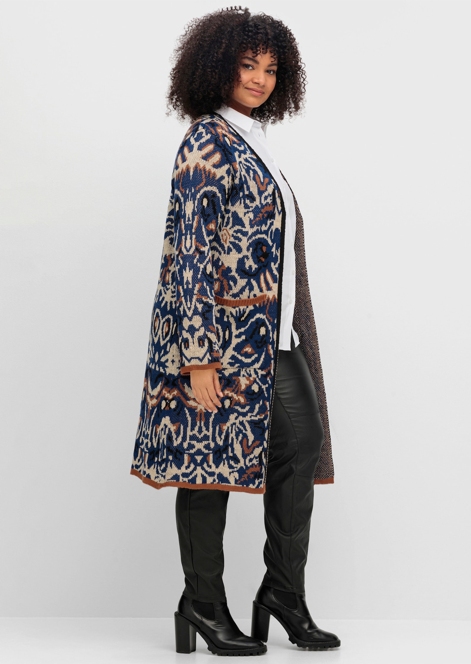 sheego by Joe Browns Gebreide mantel met jacquardpatroon - nachtblauw gedessineerd