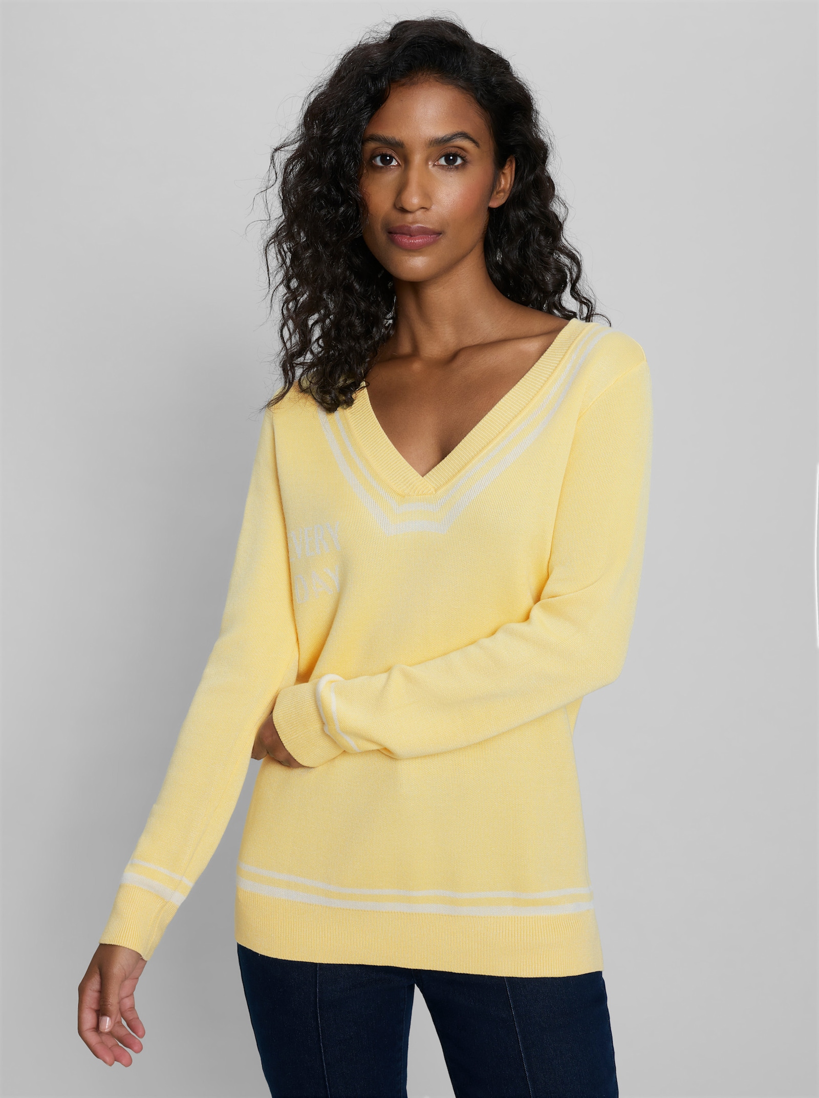 heine Pullover mit tiefem V-Ausschnitt - zitrone-ecru