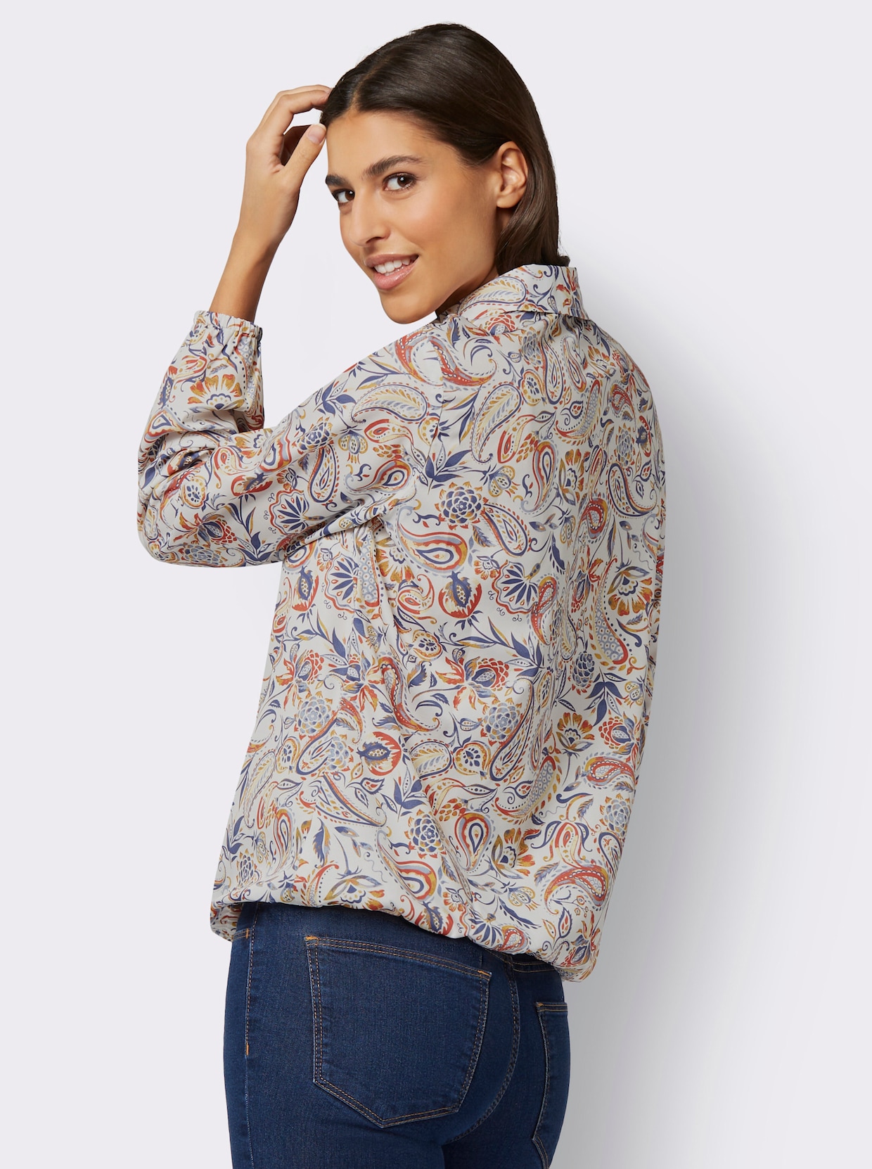 Comfortabele blouse - wit/jeansblauw bedrukt