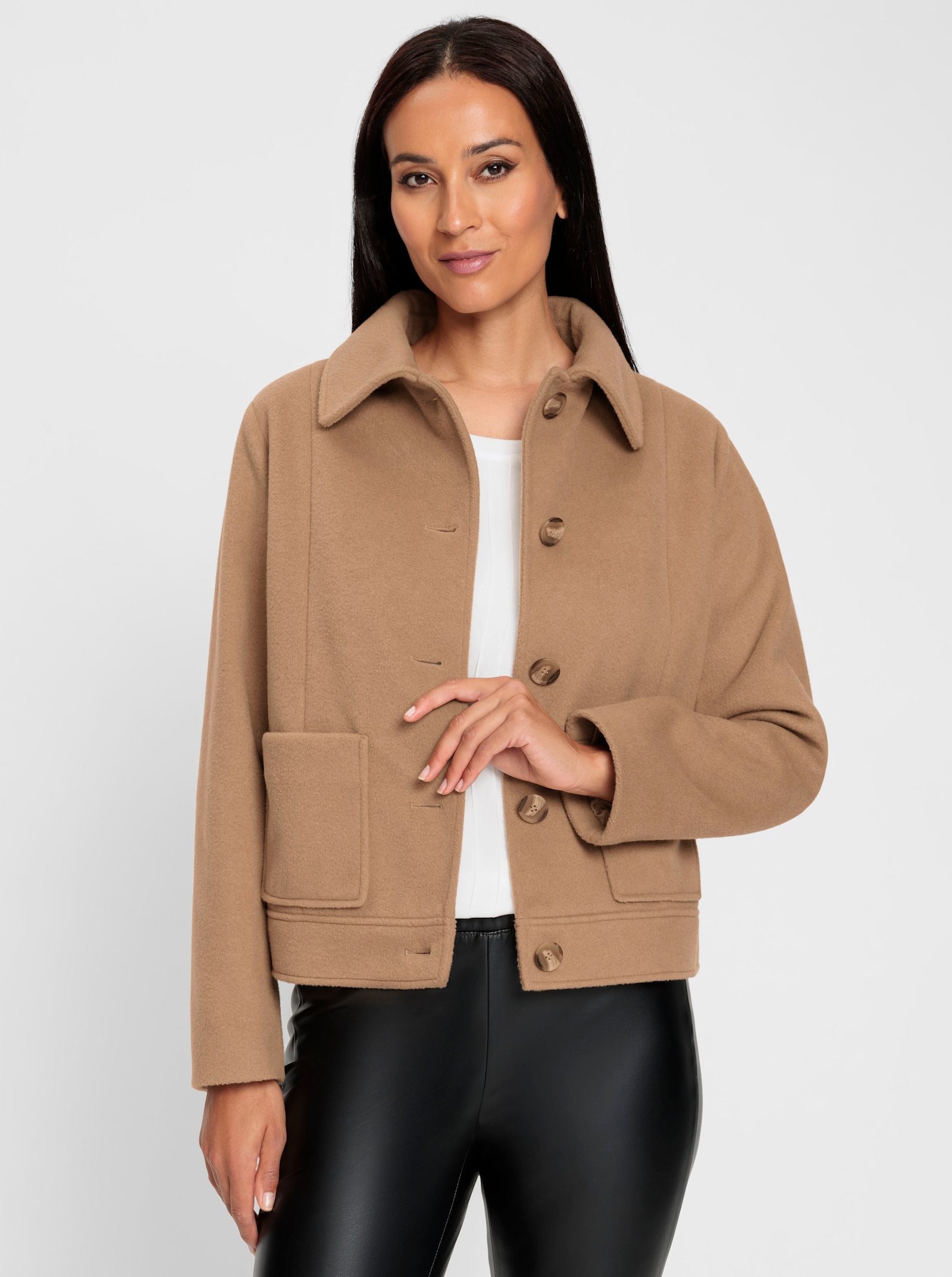 heine Kurzjacke mit aufgesetzten Taschen - camel