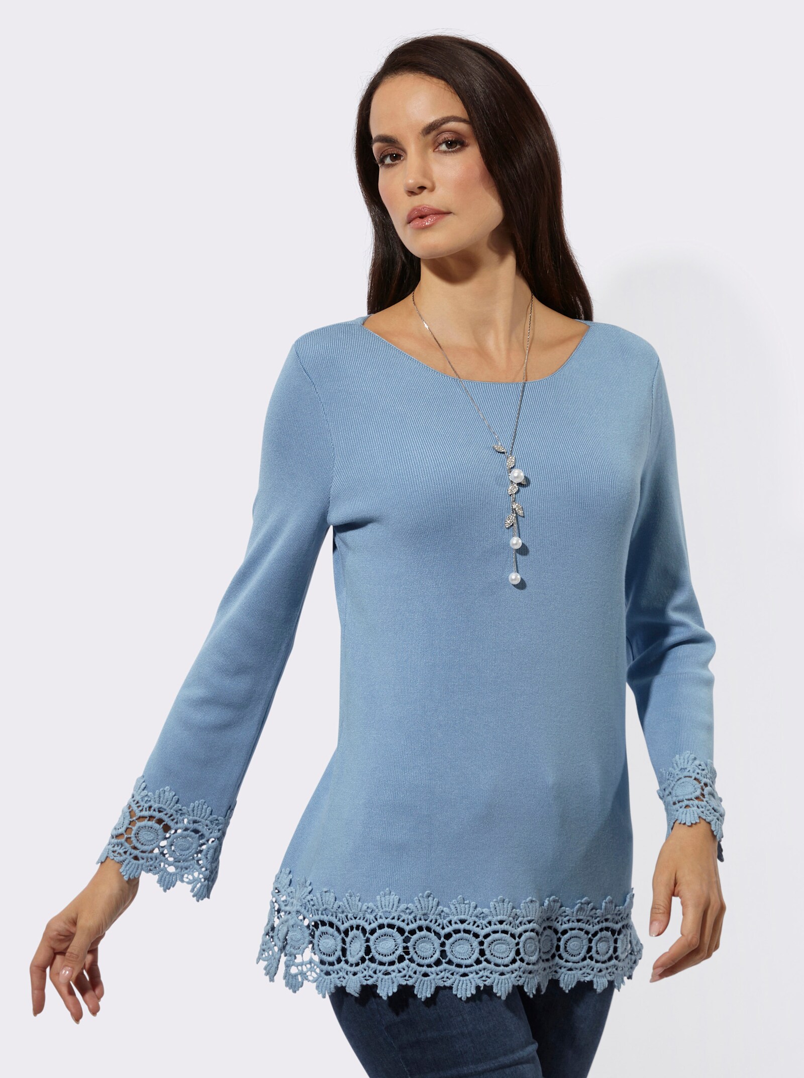 Langarm-Pullover mit Spitzenbordüre - eisblau