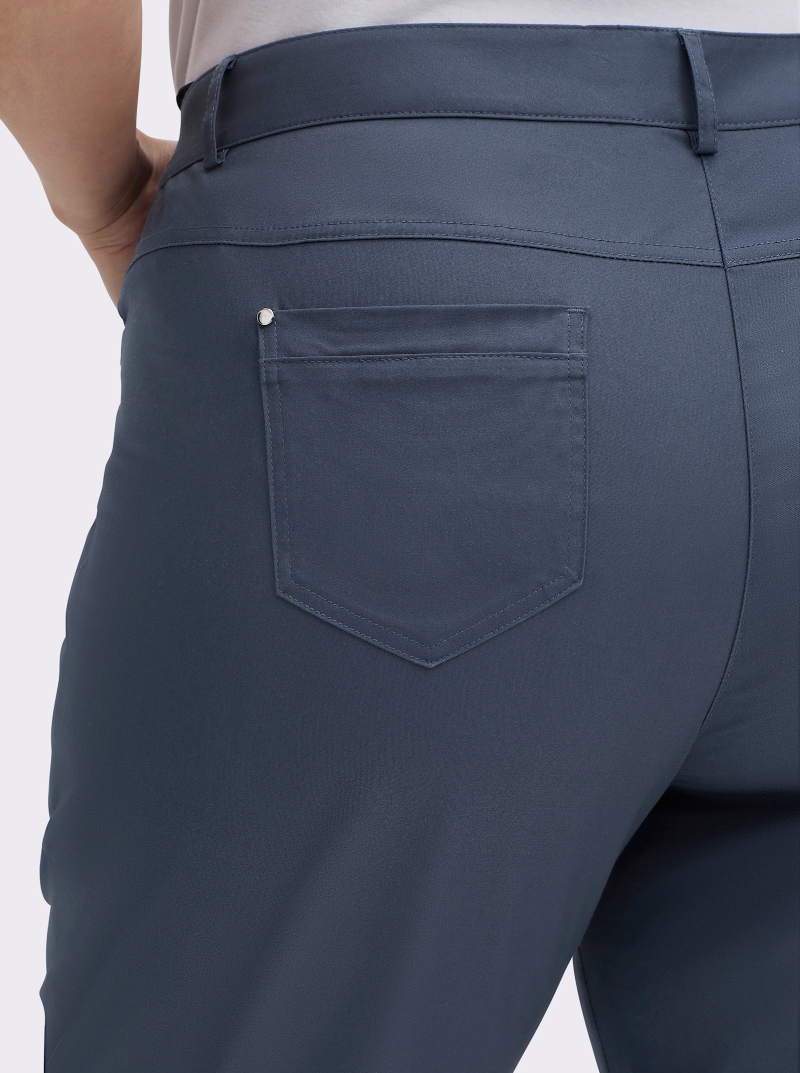 7/8-Jeans mit optisch streckenden Nähten - rauchblau