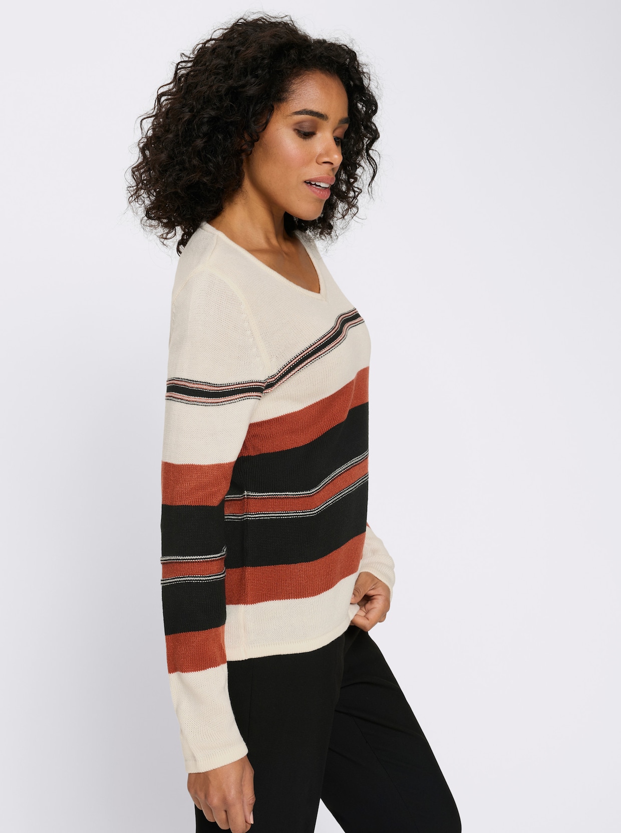 V-Ausschnitt-Pullover - champagner-schwarz-geringelt