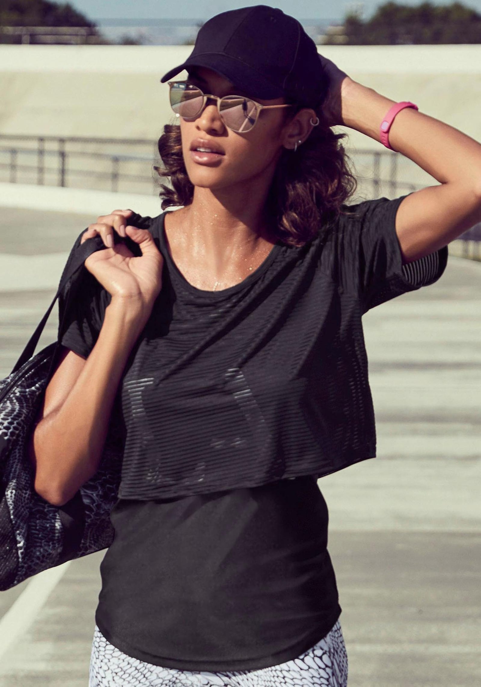 LASCANA ACTIVE Funktionsshirt - schwarz