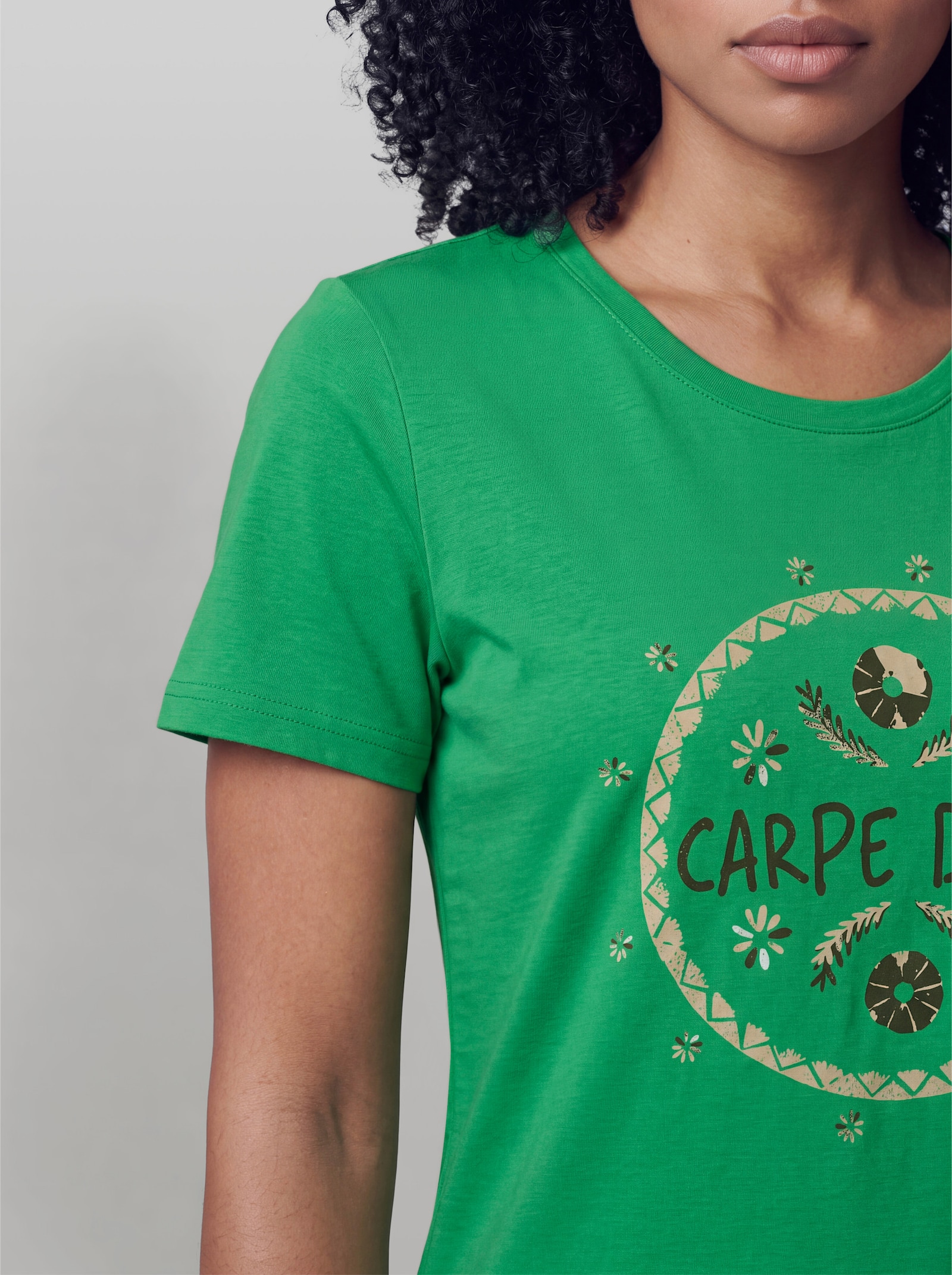 heine Kurzarmshirt mit Schriftzug - grasgrün