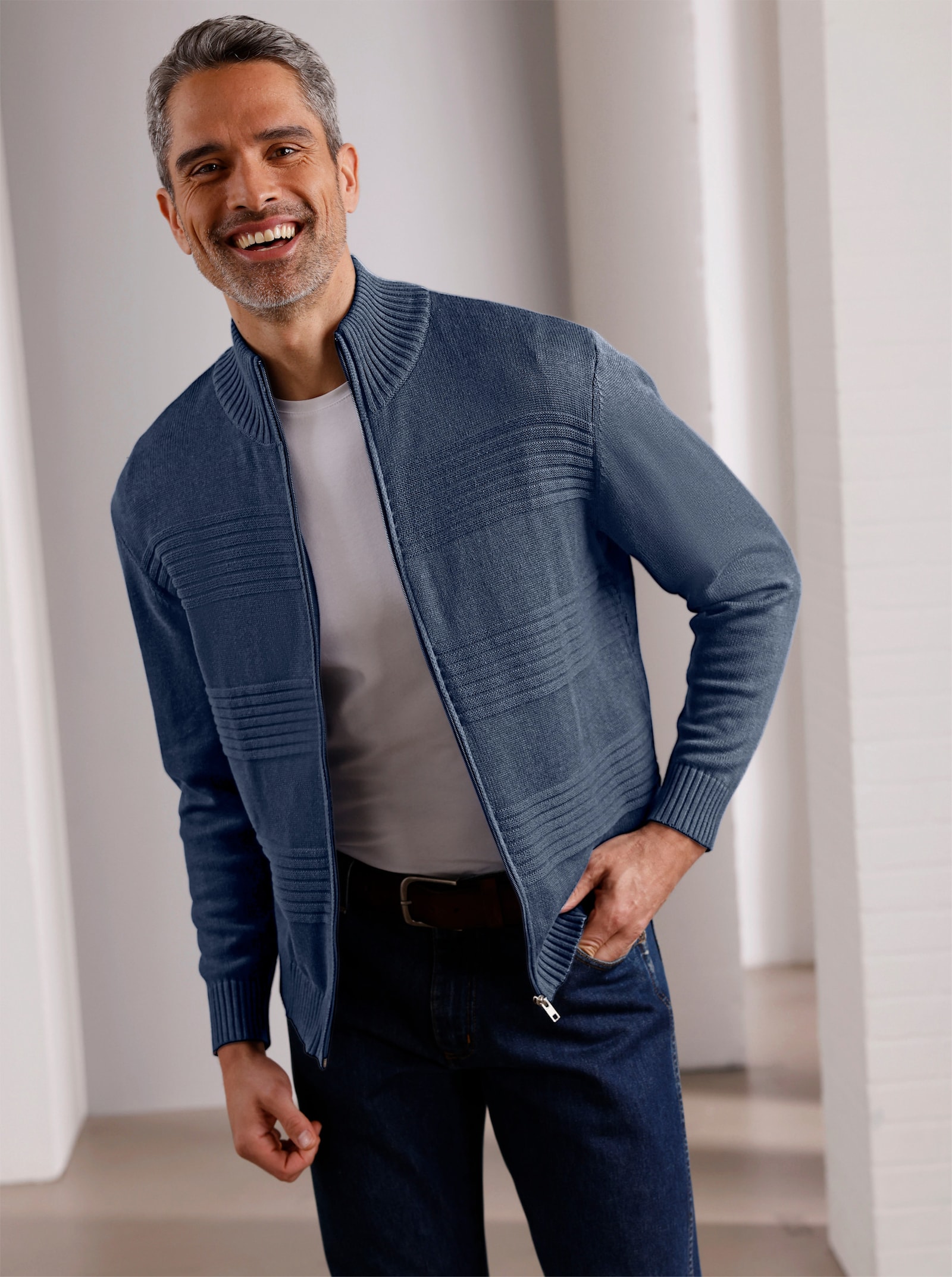 Kofta med ribbmönster - rökblå