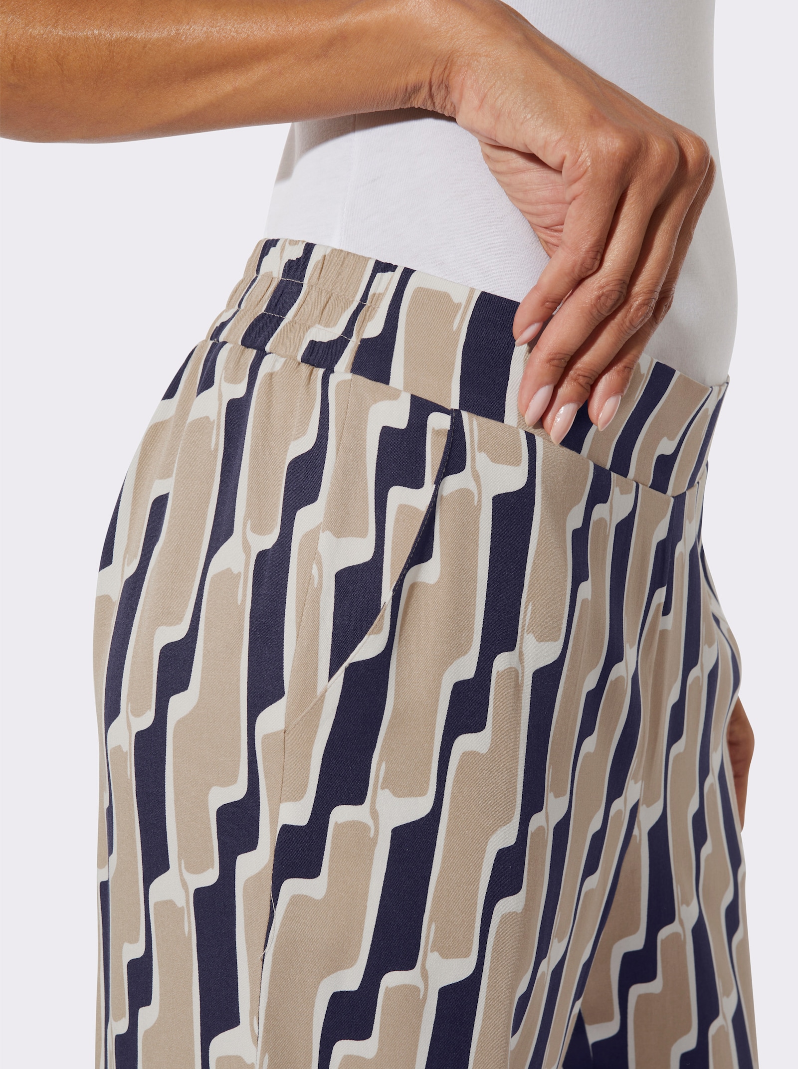 Palazzohose mit weiten Beinen - beige-marine-bedruckt