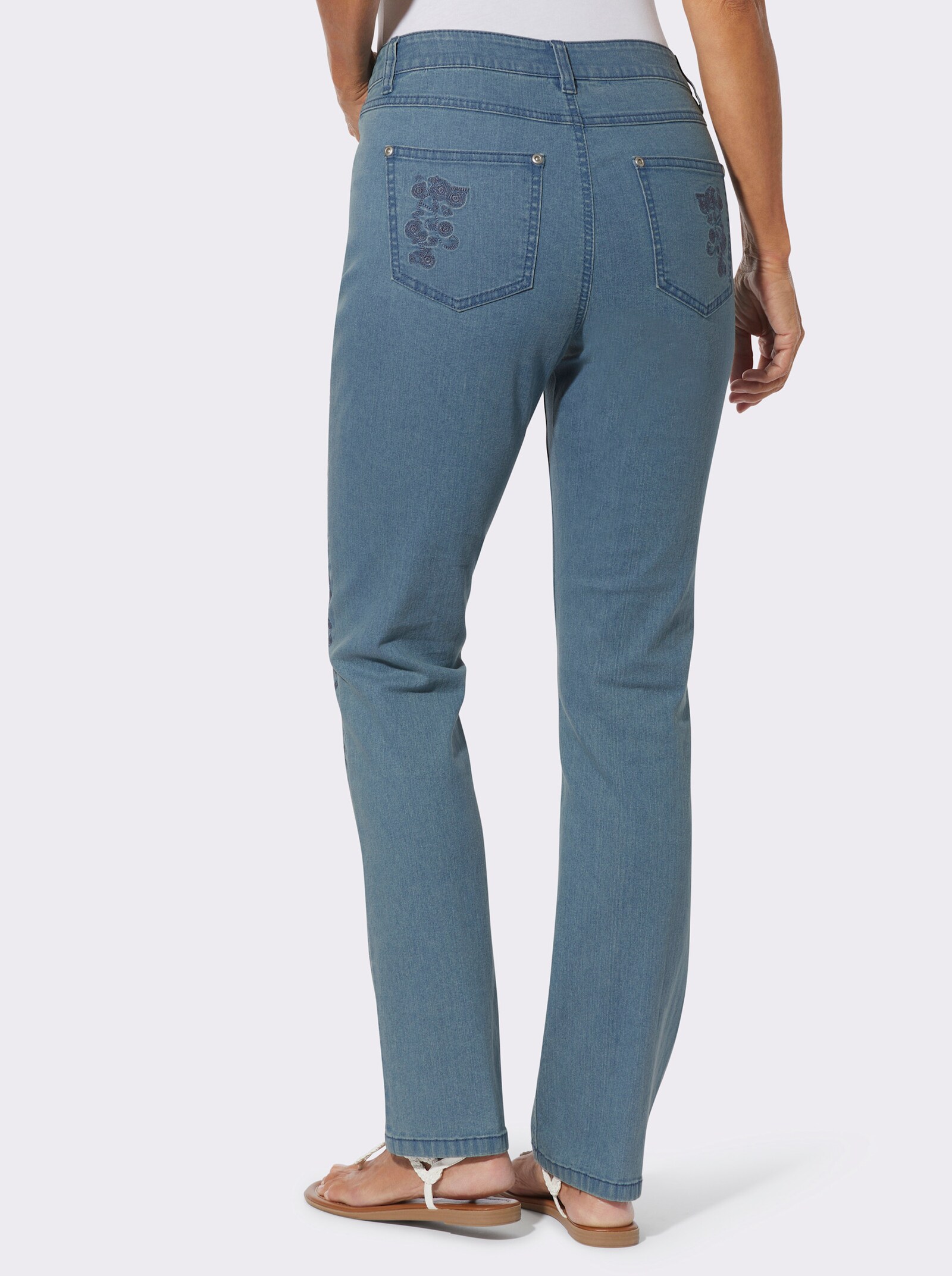 Jeans mit Stickerei - blue-bleached