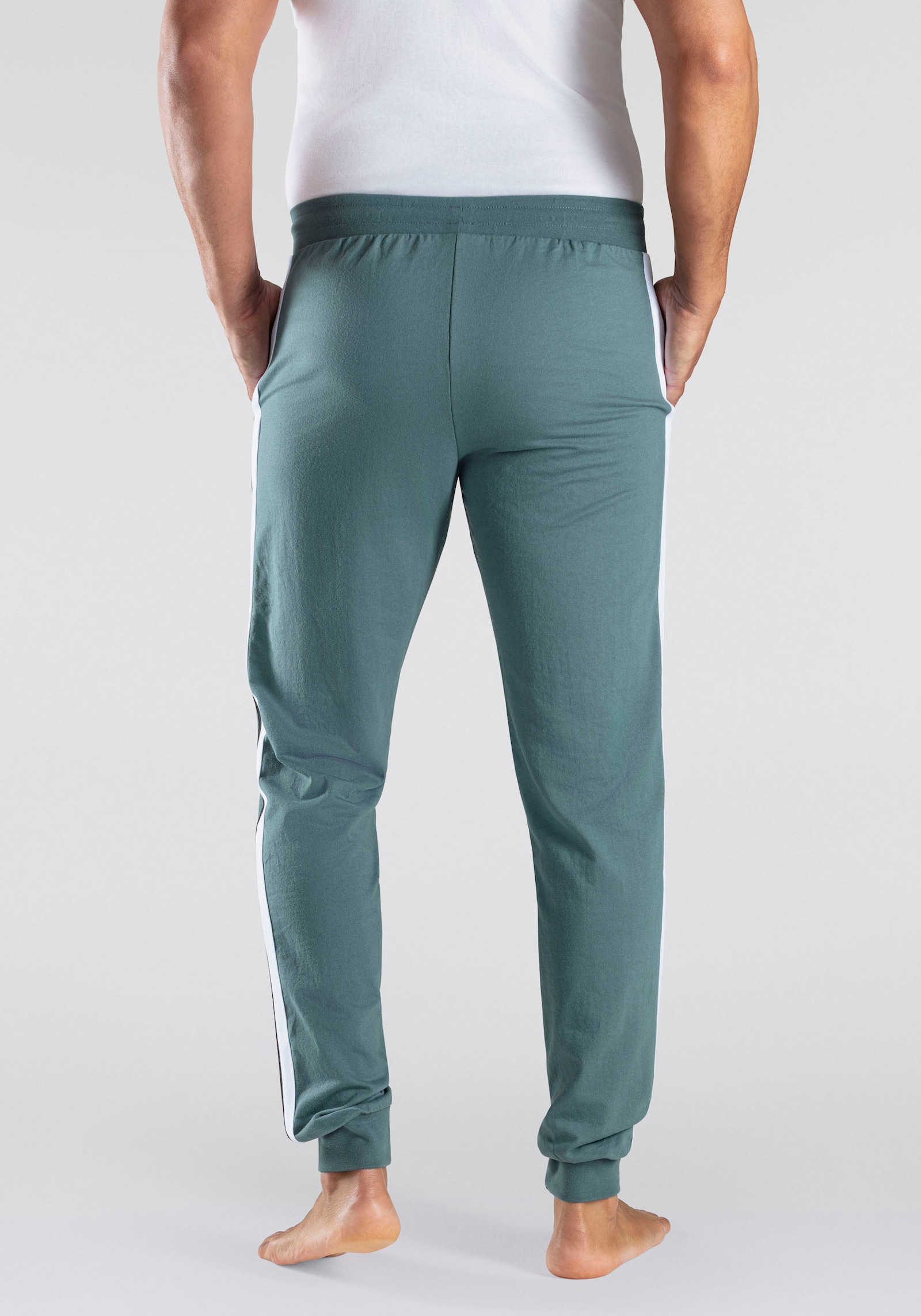 Bench. Loungewear Sweathose - hellpetrol