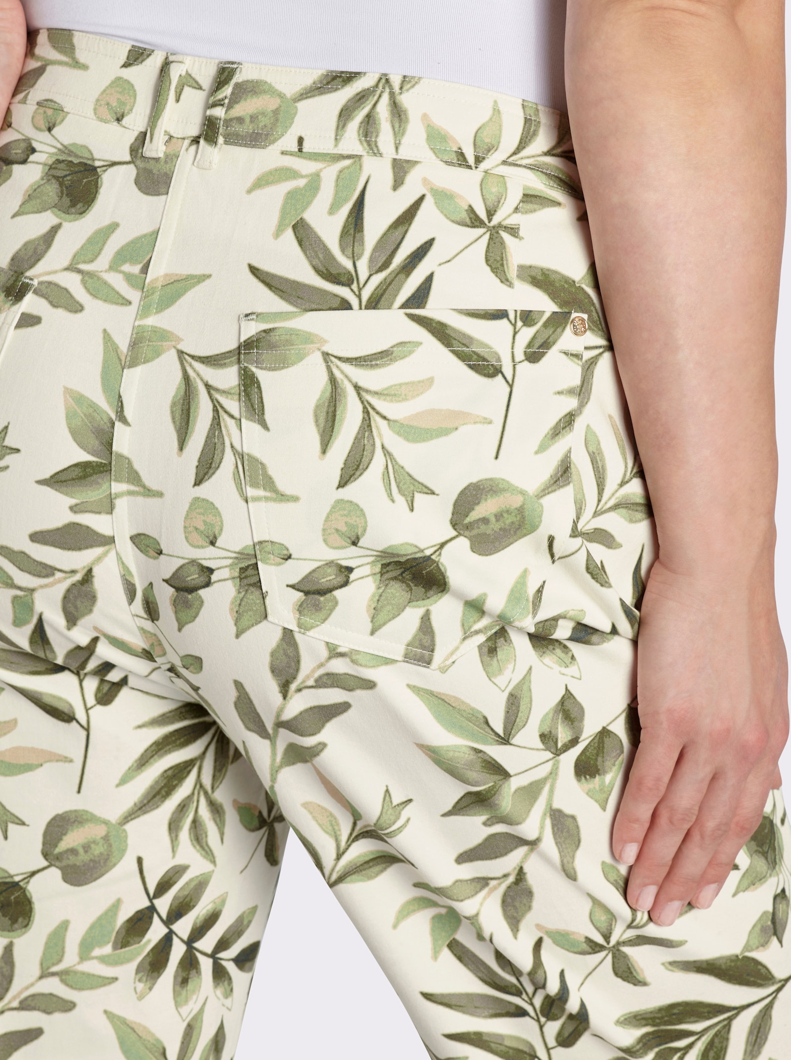 sheego Broek met print in smal model - champagne/pistache gedessineerd