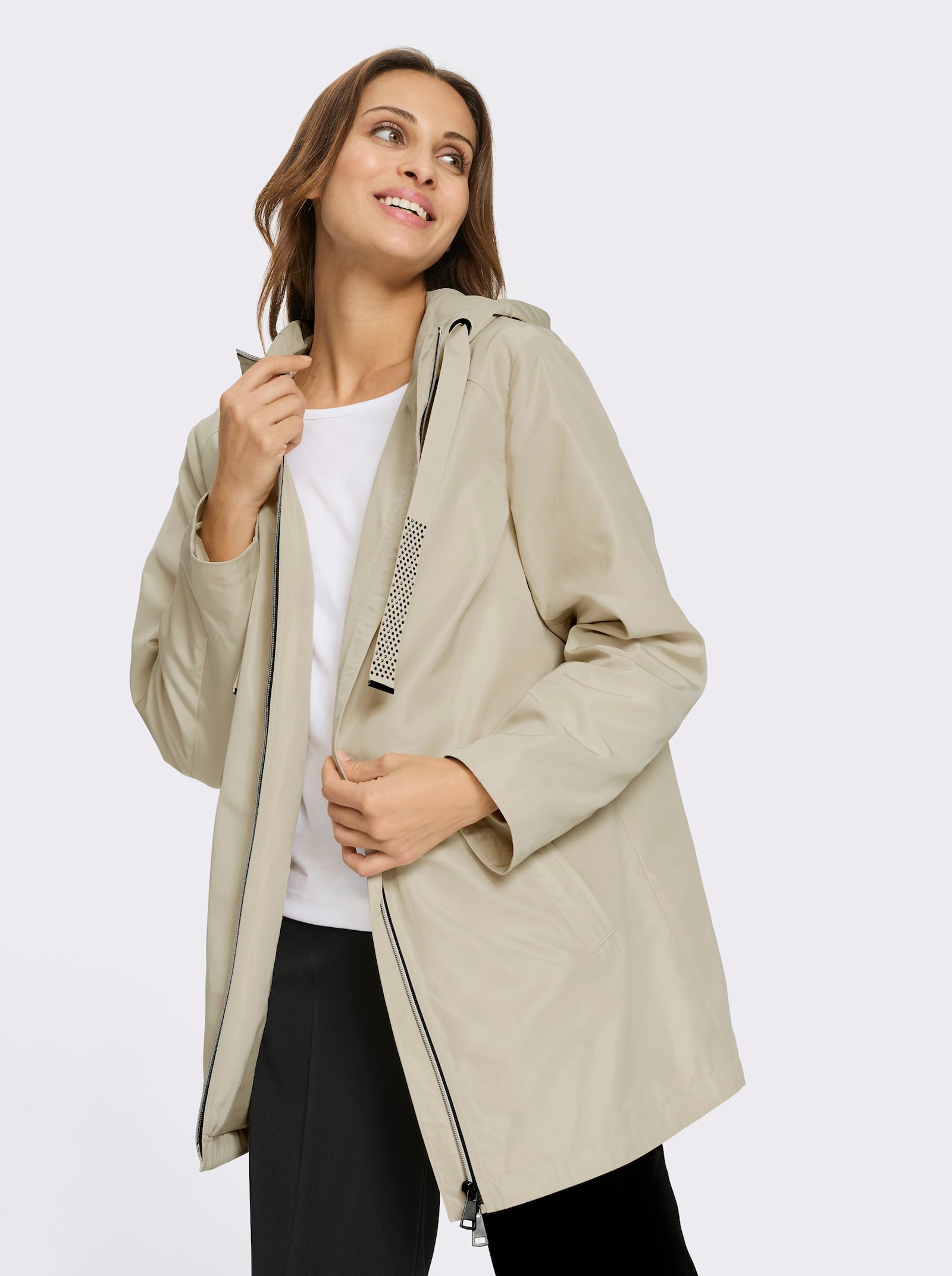 Outdoorjacke mit knöpfbarer Innentasche - sand