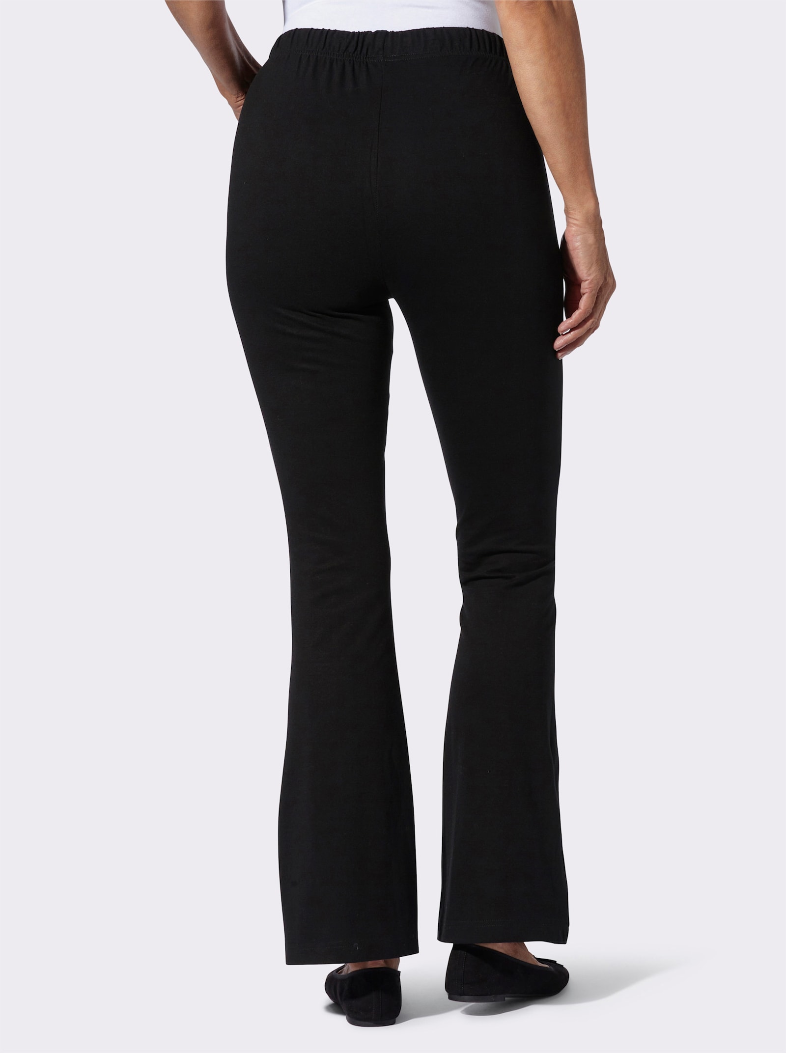 Freizeithose mit platziertem Grafik-Druck - schwarz