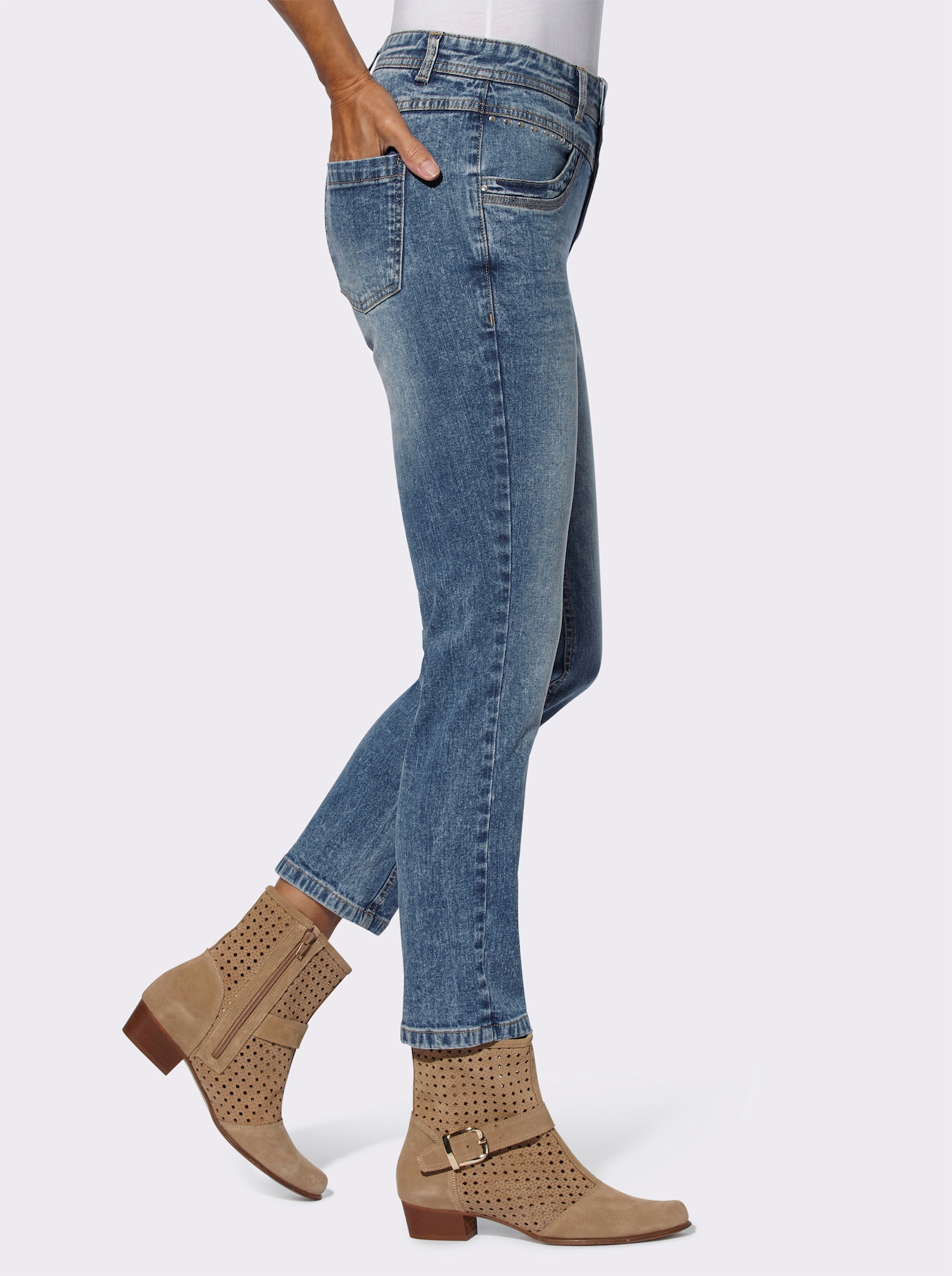 7/8-Jeans mit Nietenverzierung - blue-stone-washed