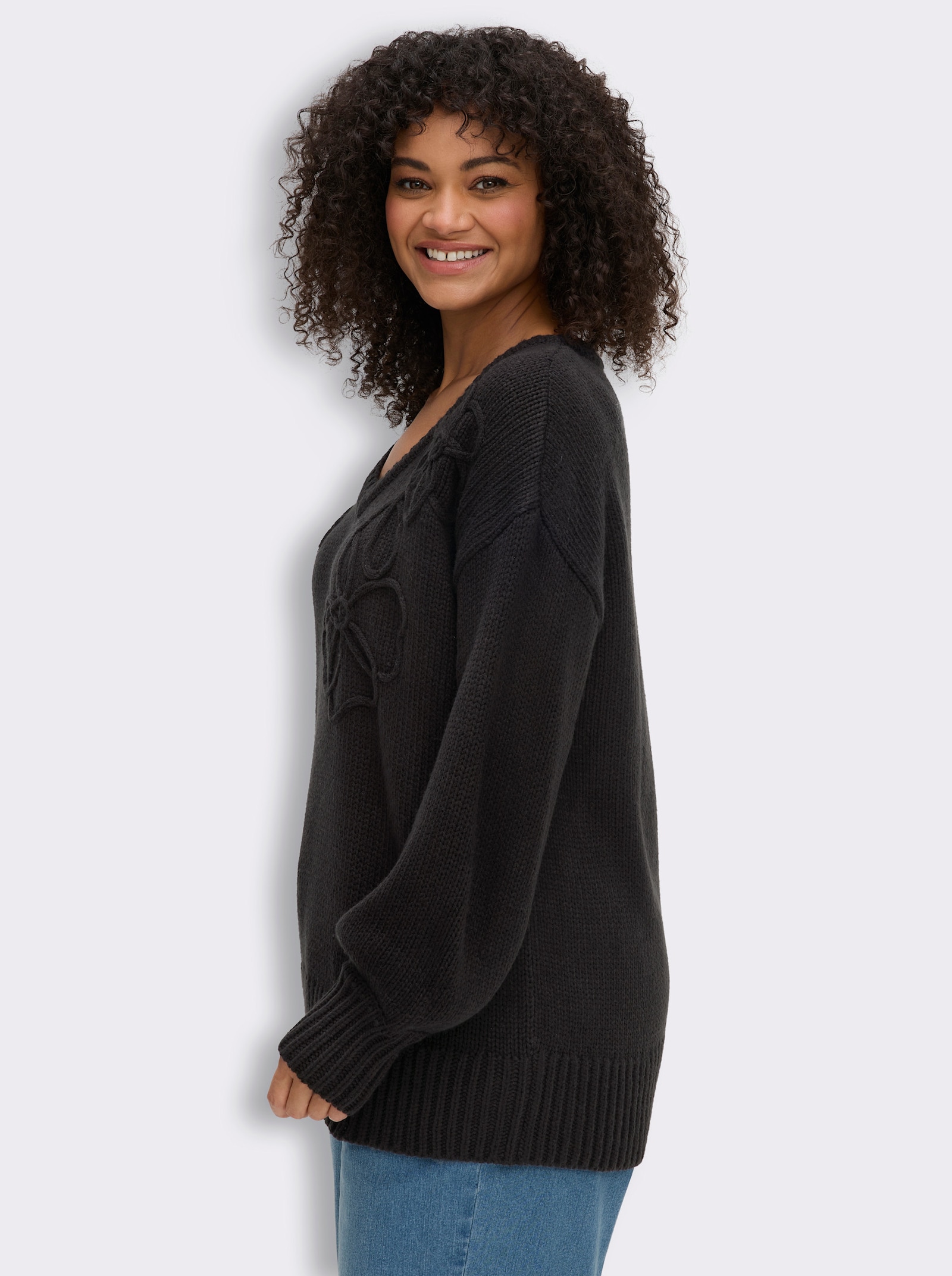 sheego V-Ausschnitt-Pullover mit Blumen-Kordelstickereien - schwarz