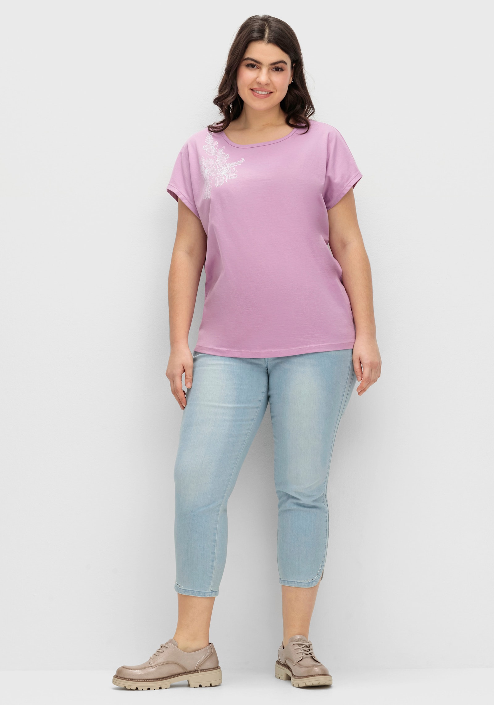 Rundhalsshirt mit zartem Blumenprint - orchidee-ecru