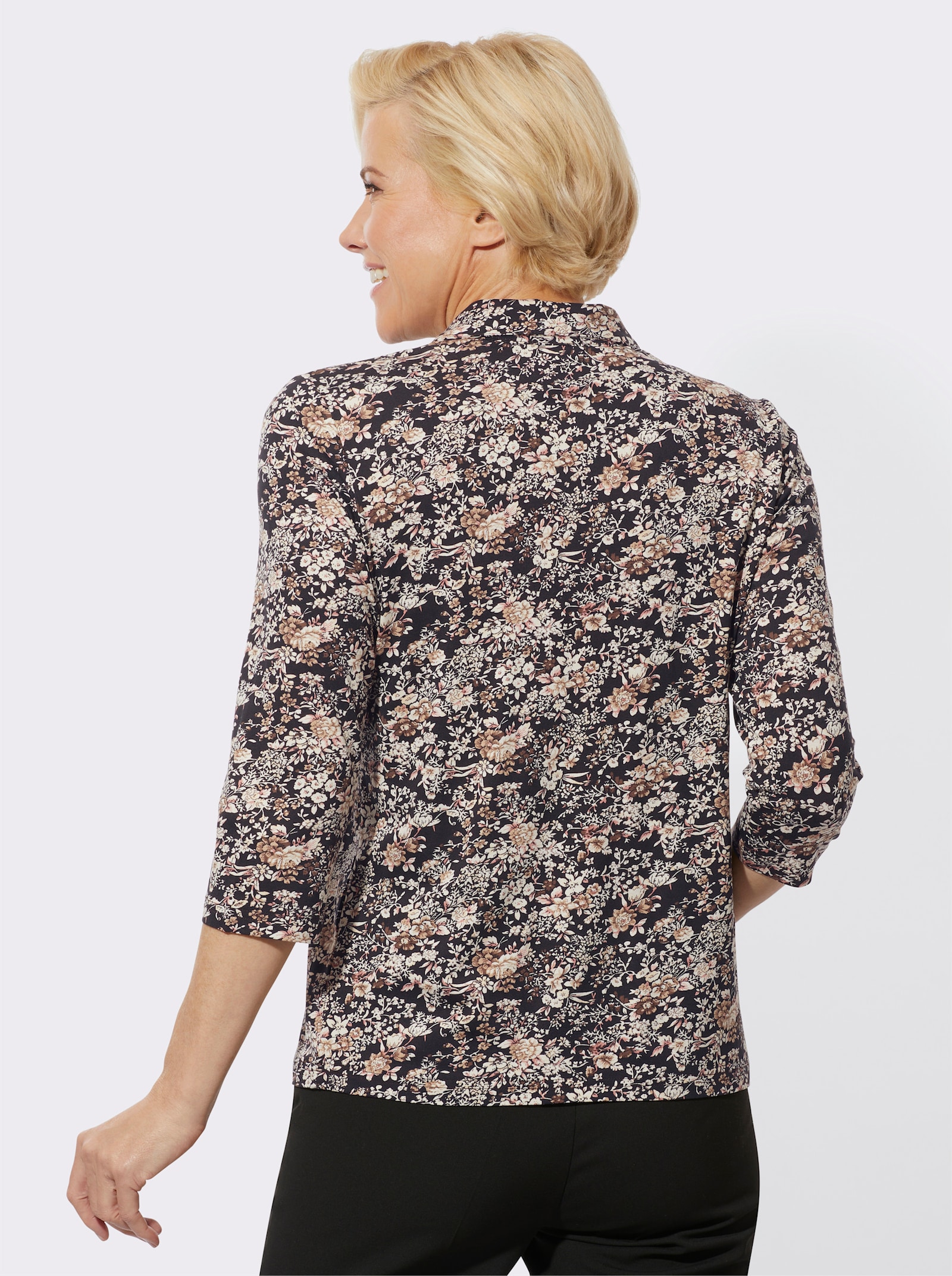 Poloshirt mit Viskose in ECOVERO-Qualität - camel-schwarz-bedruckt