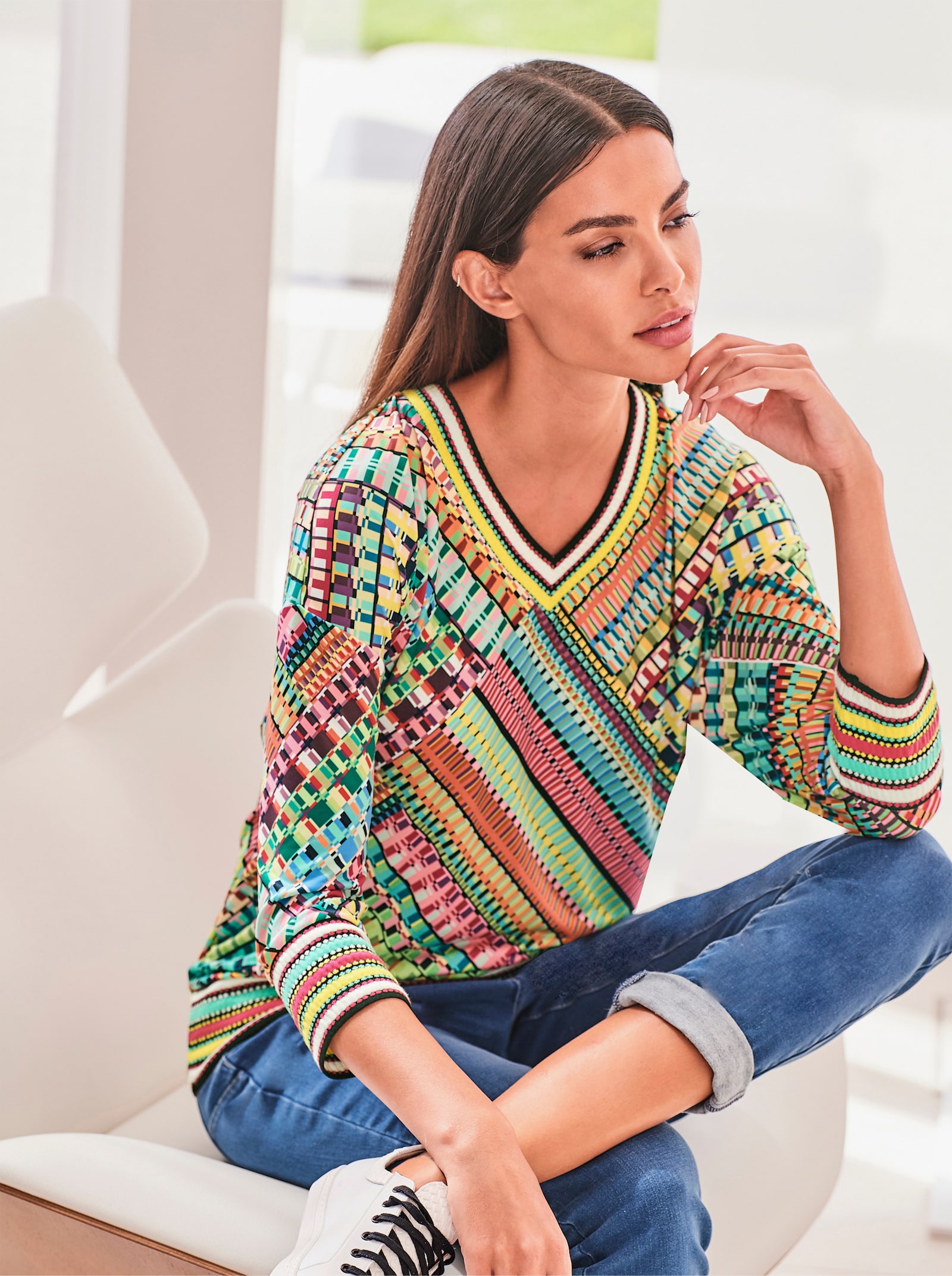 heine 3/4-Arm-Shirt mit V-Ausschnitt - smaragd-pink-gemustert