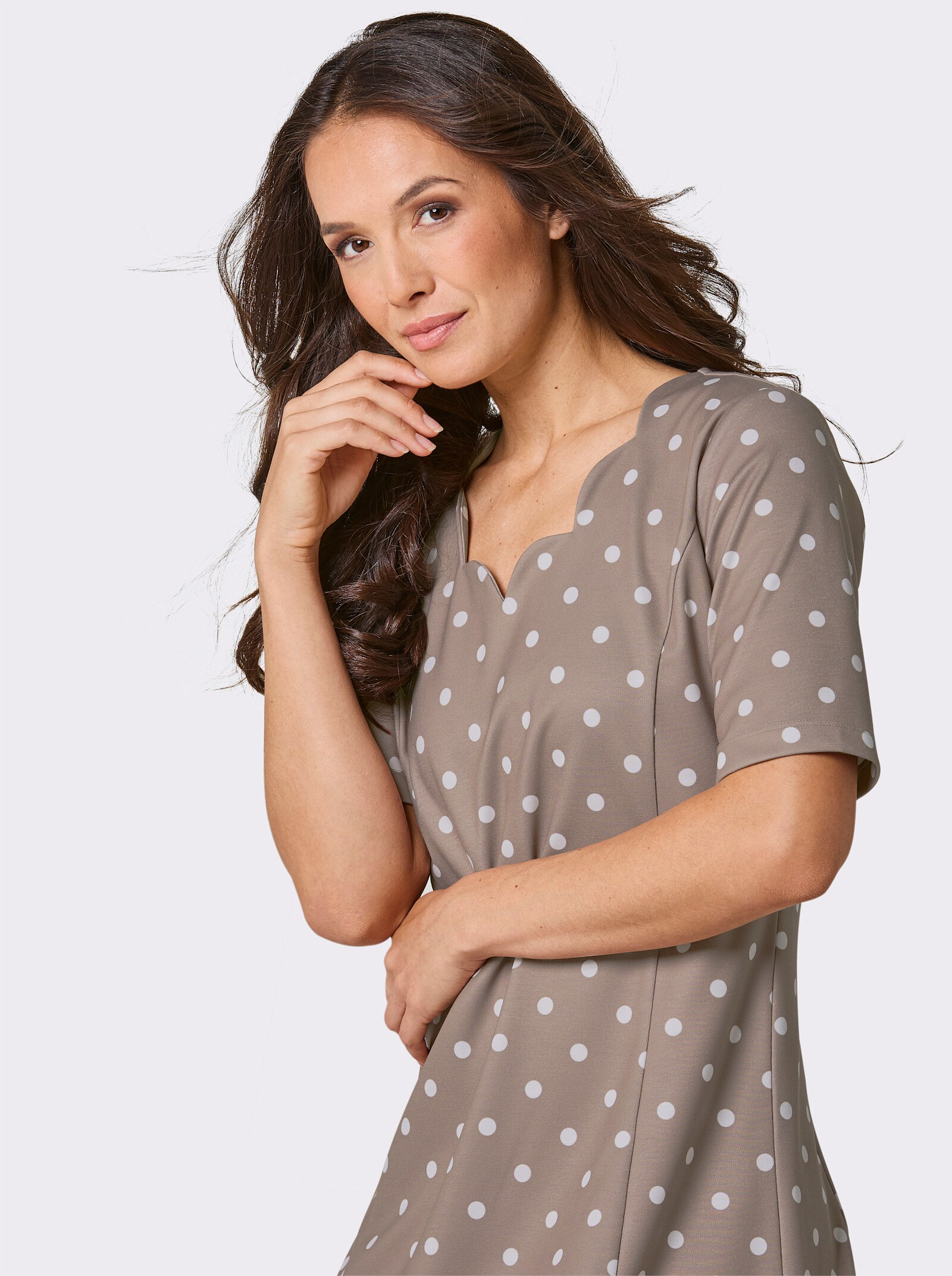 CREATION L PREMIUM Jerseykleid mit Wellen-Ausschnitt - taupe-ecru-getupft
