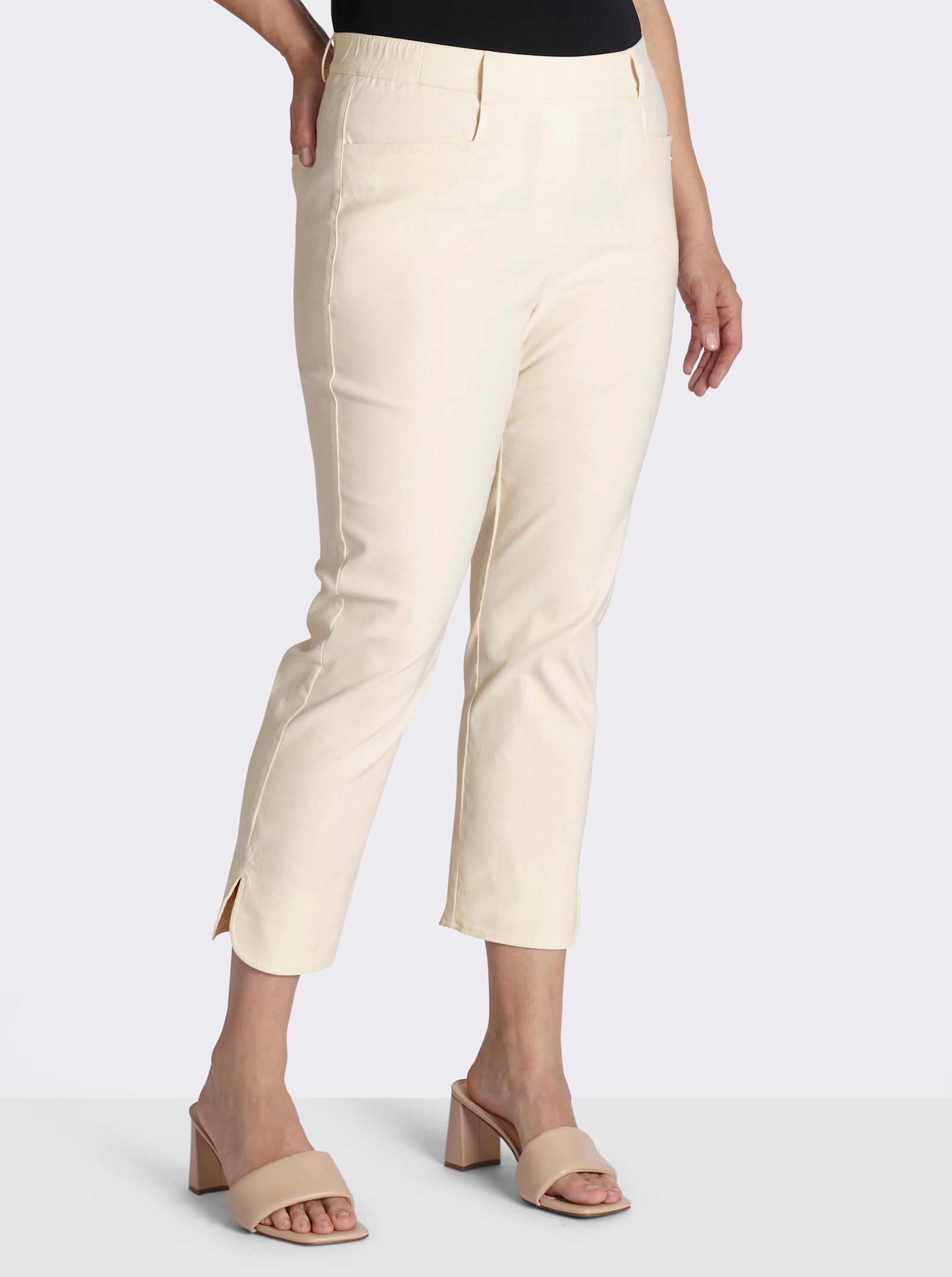 sheego Bengalinebroek in 7/8-lengte met zijsplitten - champagne