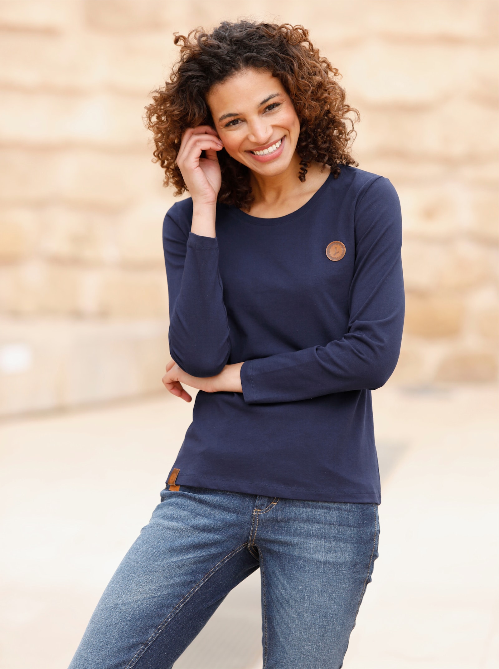 Langarmshirt mit Leder-Imitat-Patch - marine